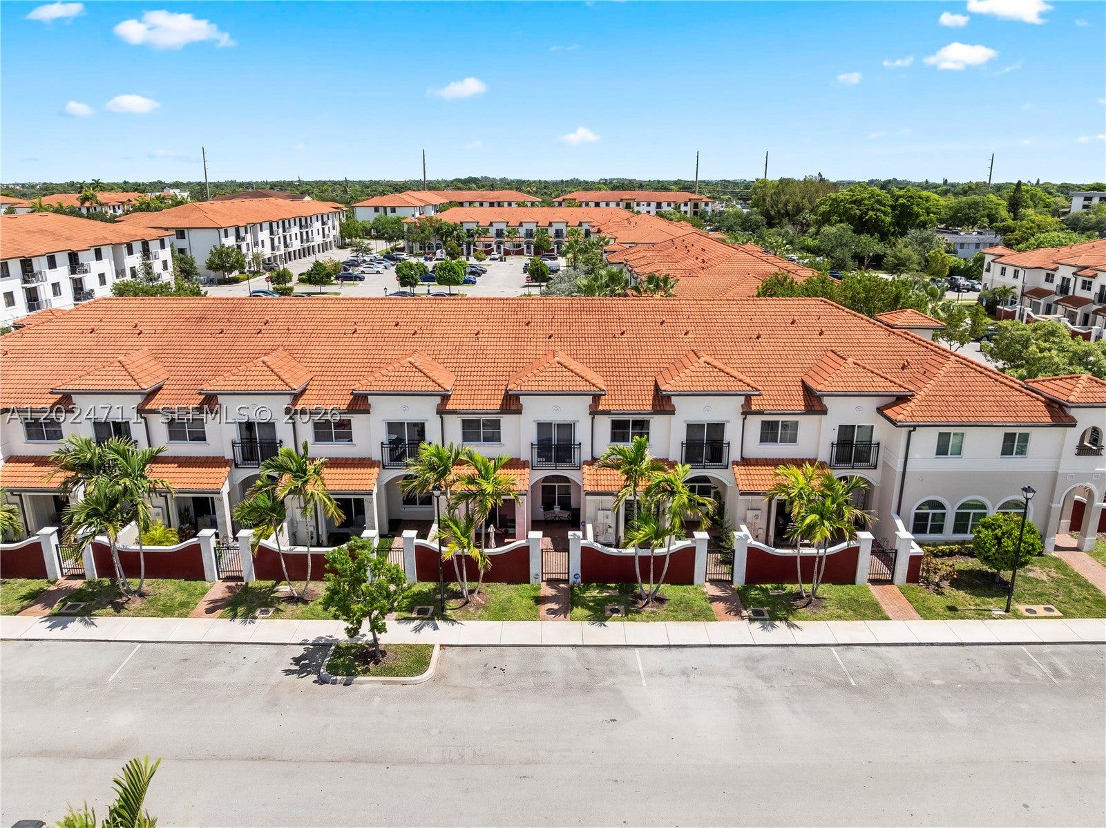 3535 NW 29th Ct