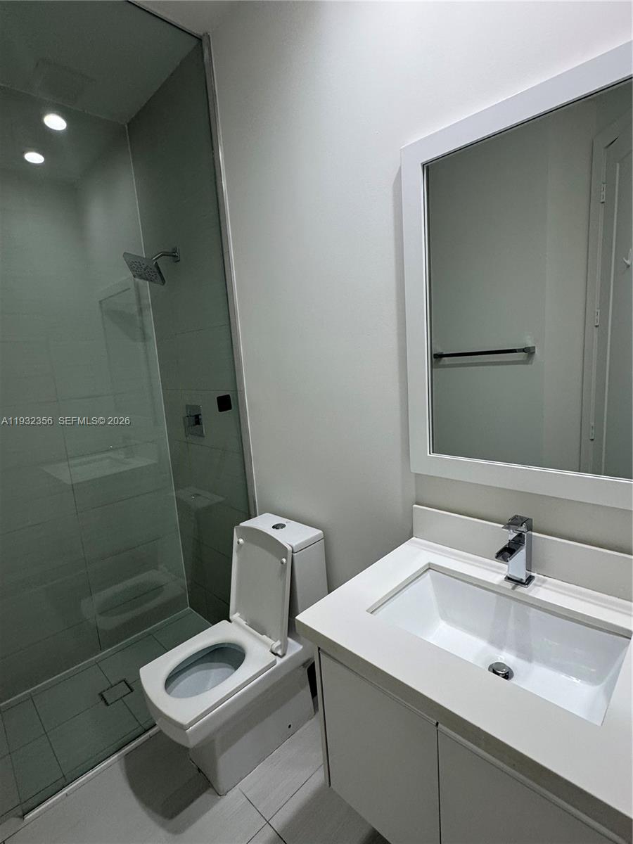 LANDMARK AT DORAL - Residential