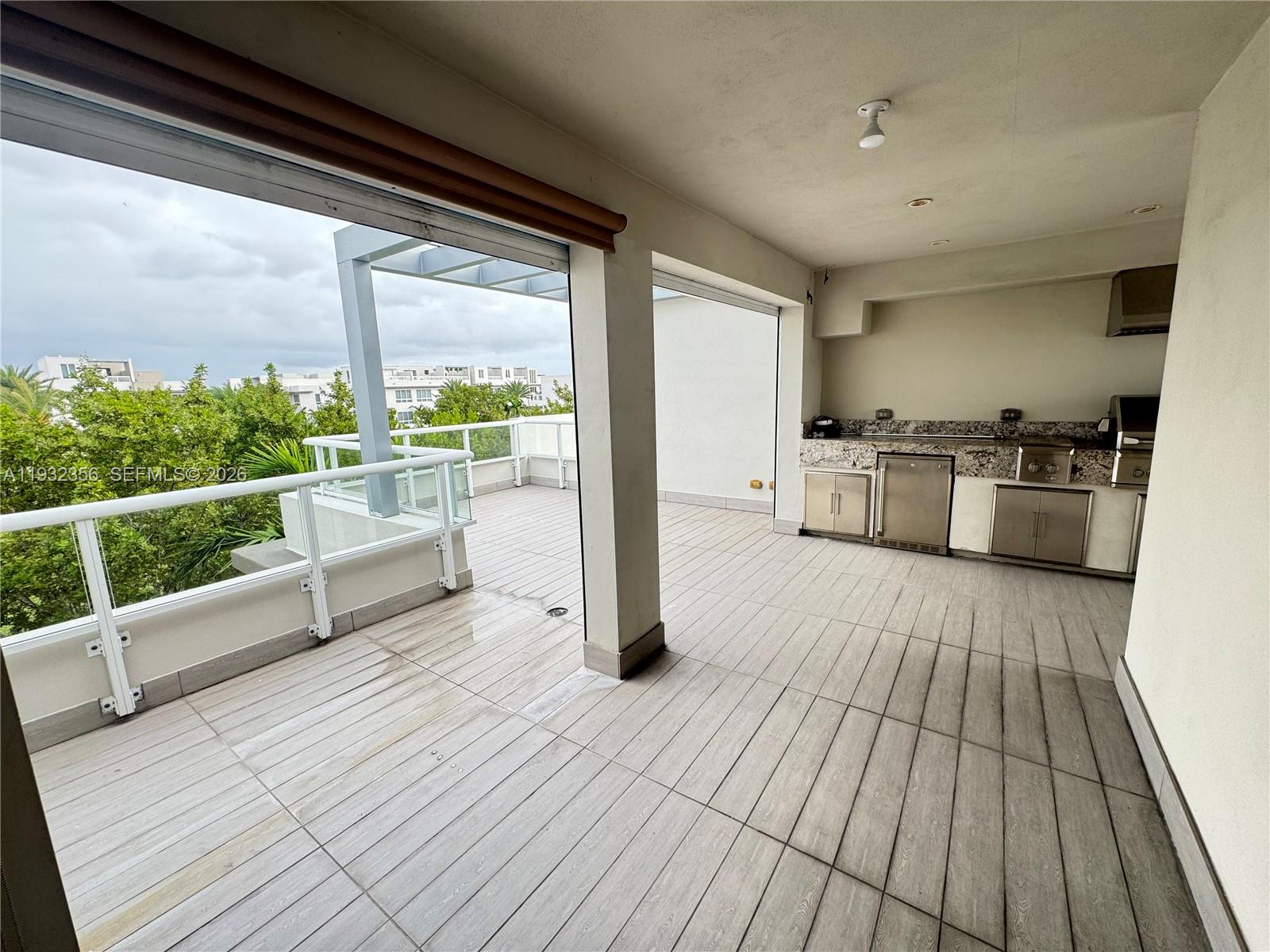 LANDMARK AT DORAL - Residential