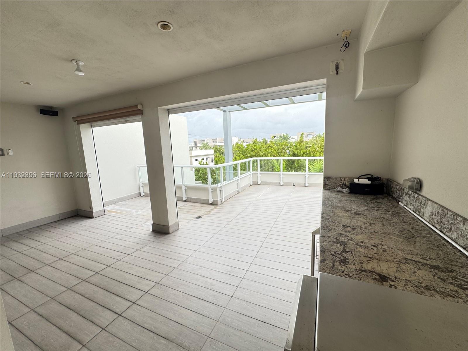 LANDMARK AT DORAL - Residential