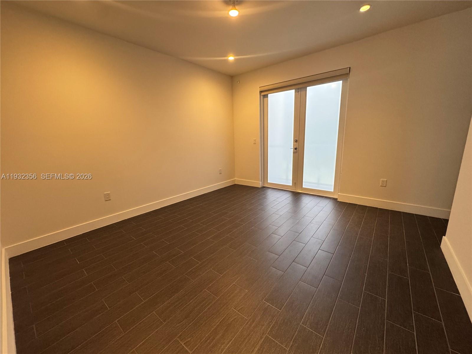 LANDMARK AT DORAL - Residential