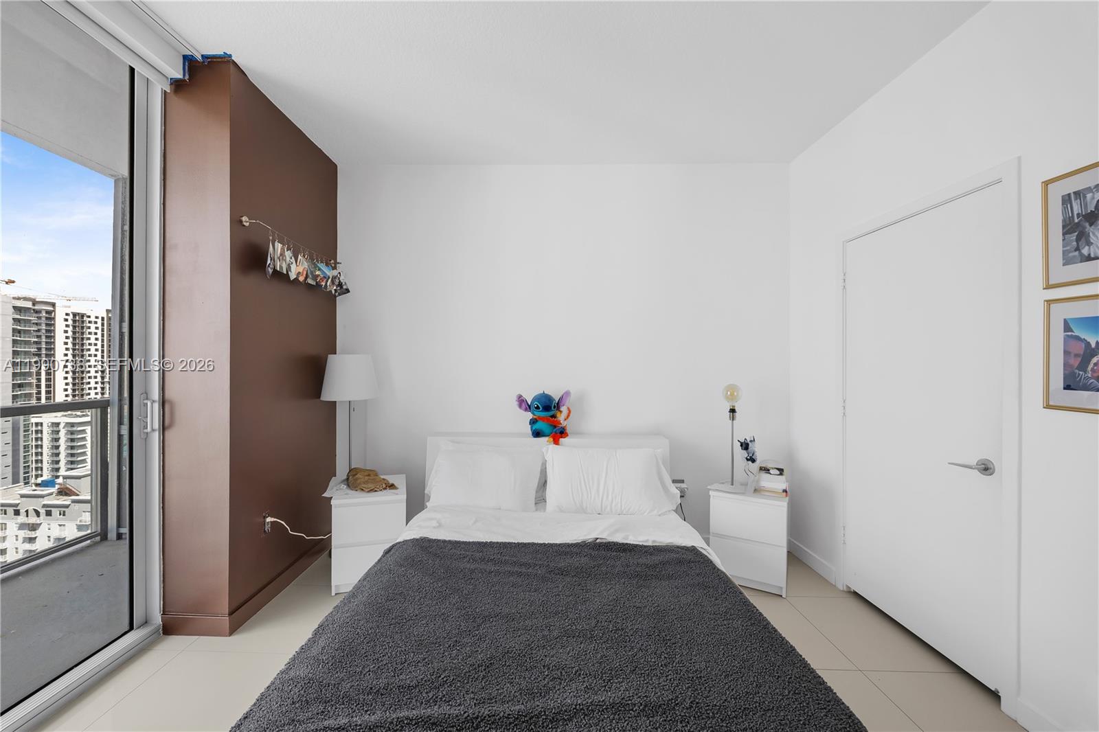 THE AXIS ON BRICKELL COND - Residential