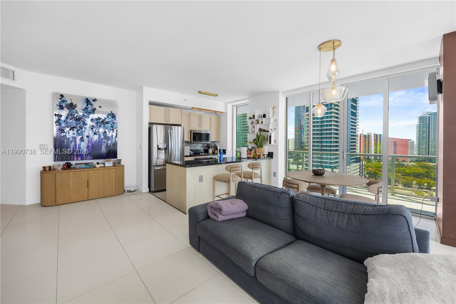 THE AXIS ON BRICKELL COND - Residential