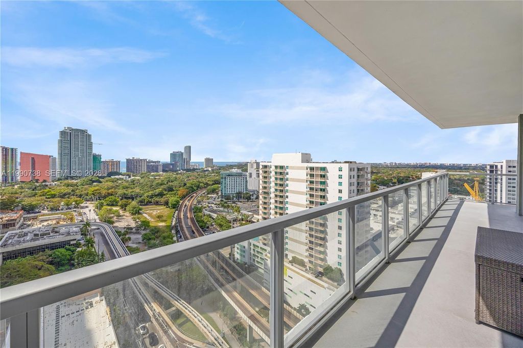 Photo of 79 SW 12th St #2401-S, Miami, FL 33130 (MLS # A11990738)