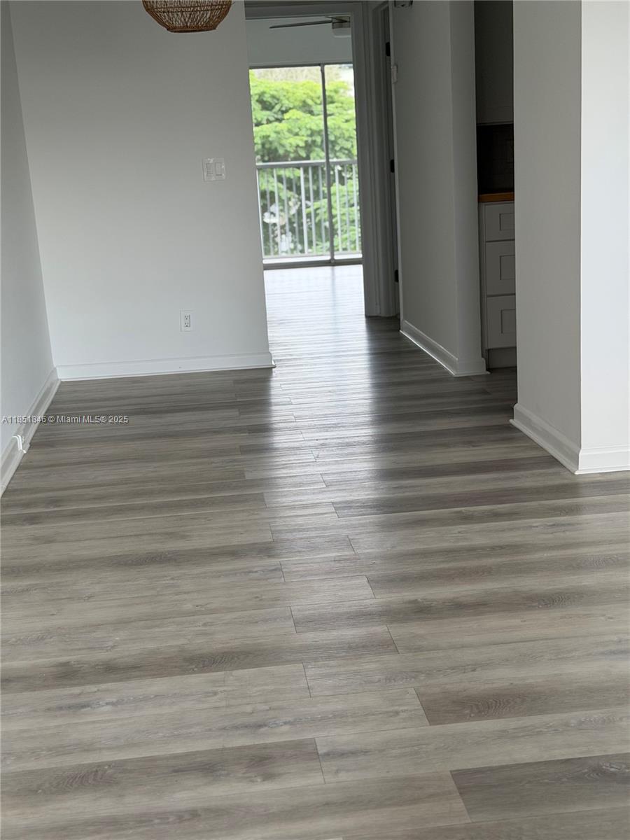 KINGSLEY AT CENTURY VILLA - Residential Lease