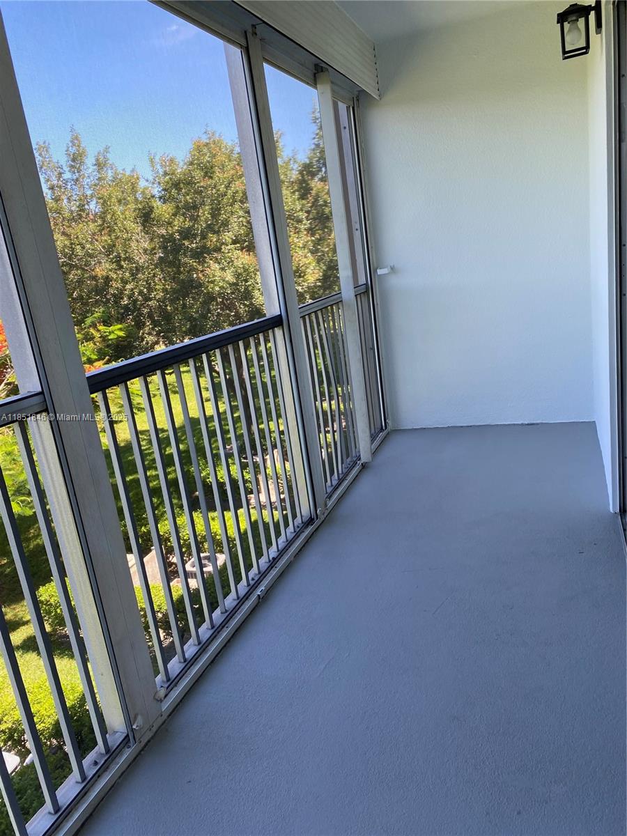 KINGSLEY AT CENTURY VILLA - Residential Lease