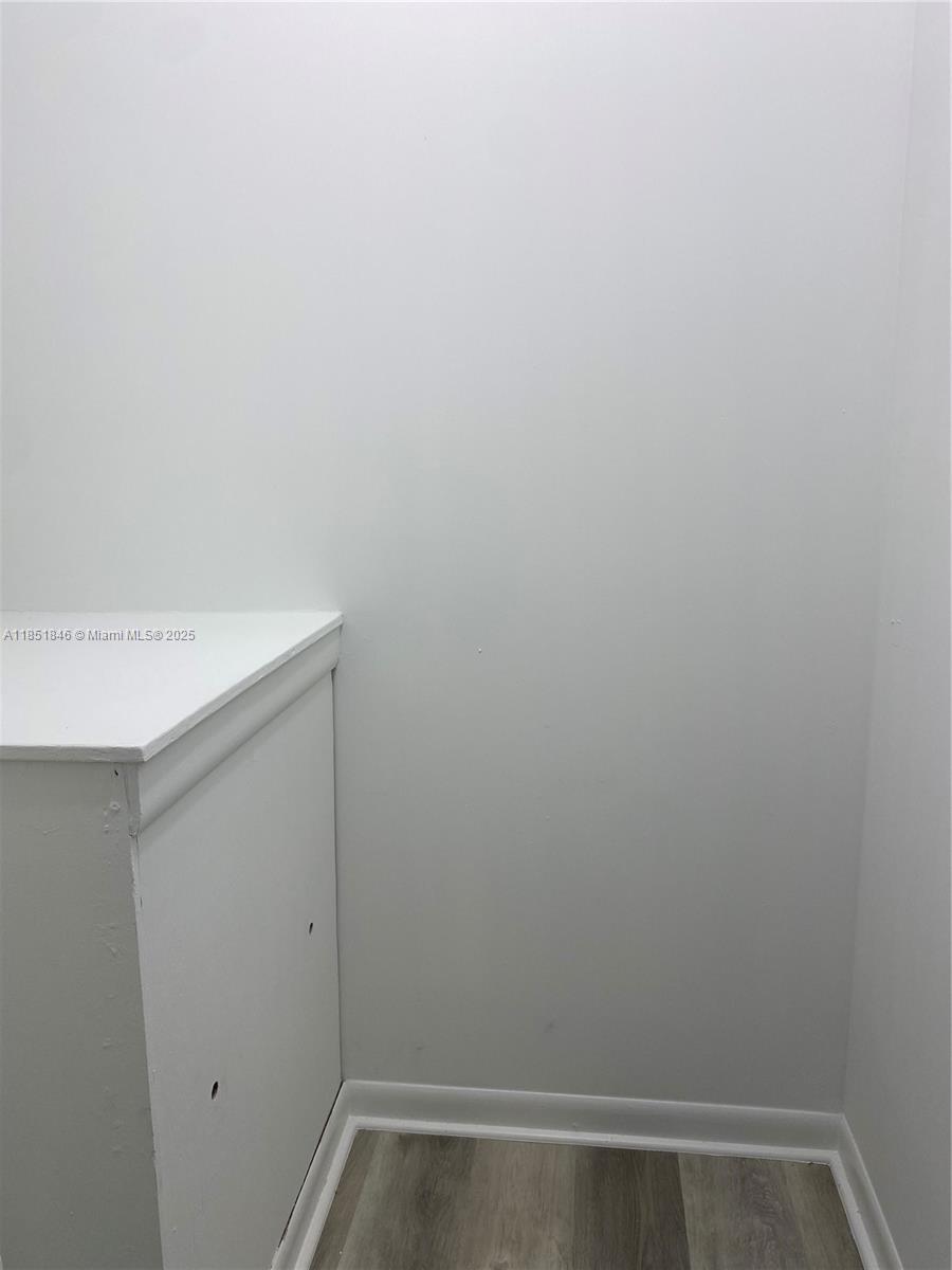 KINGSLEY AT CENTURY VILLA - Residential Lease