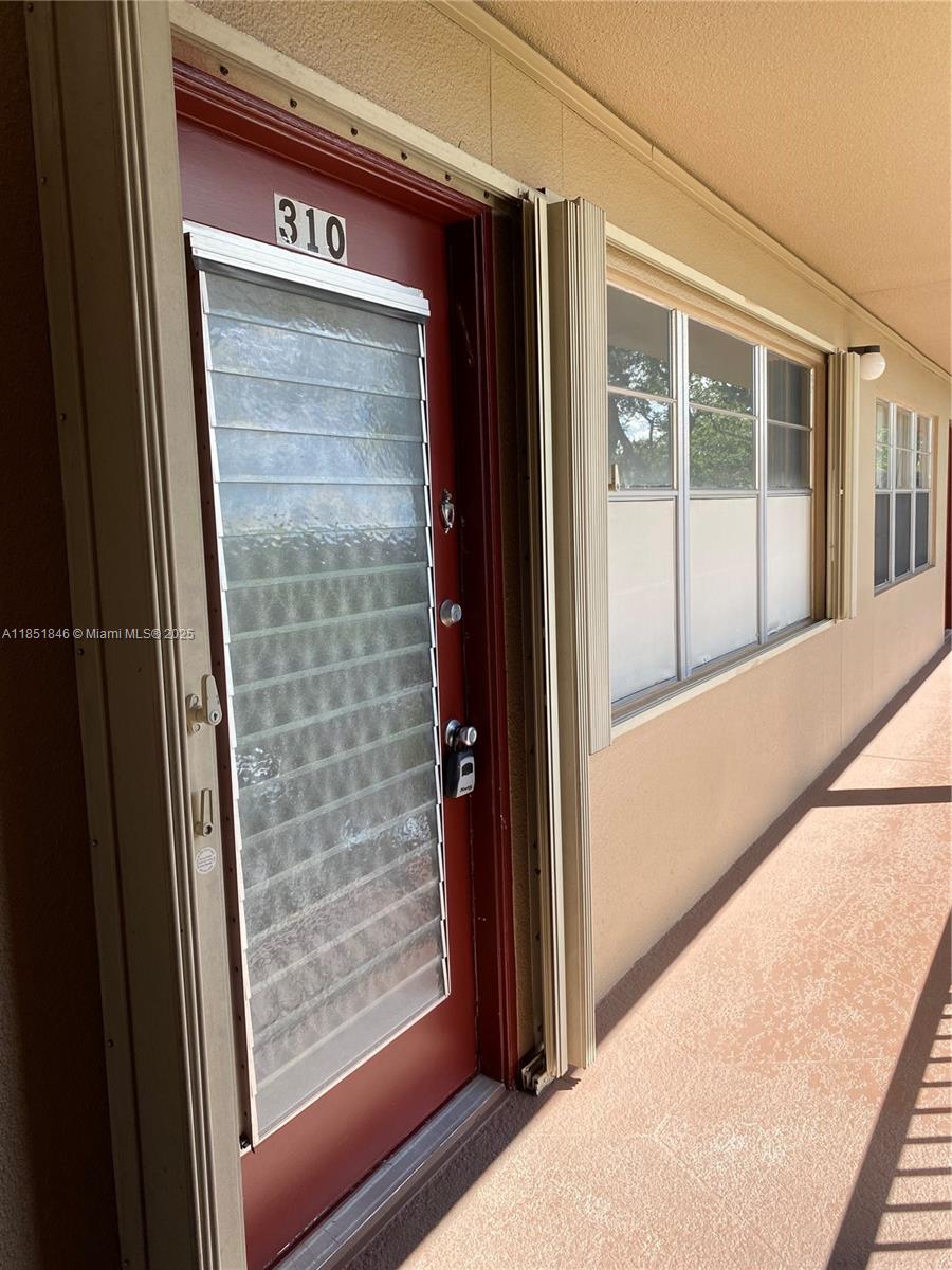 KINGSLEY AT CENTURY VILLA - Residential Lease