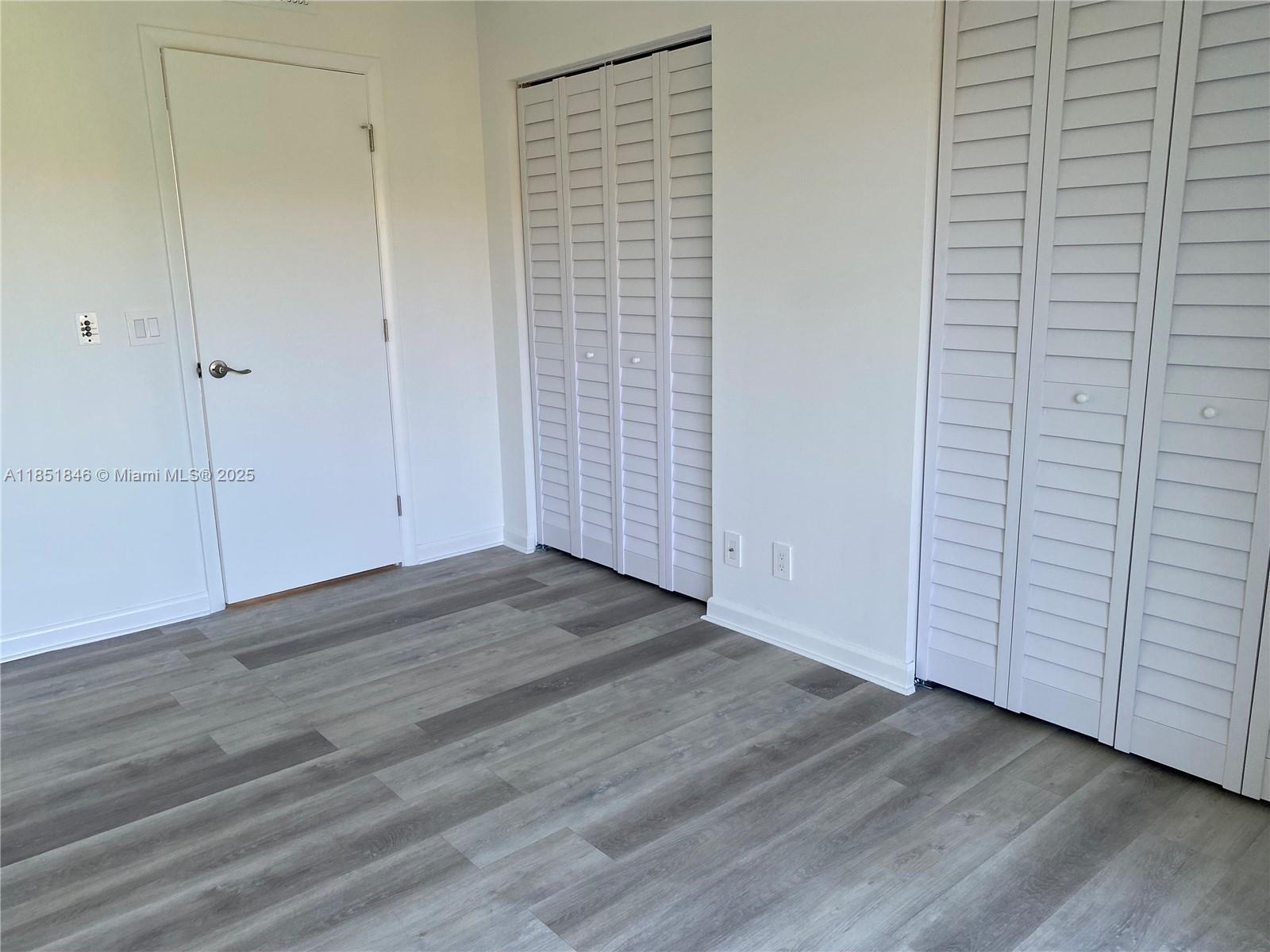 KINGSLEY AT CENTURY VILLA - Residential Lease