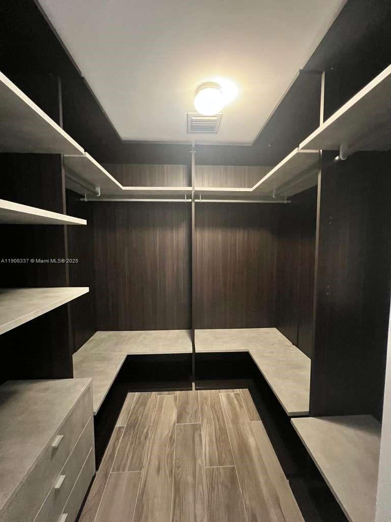 801 SMA RESIDENCES CONDO - Residential Lease