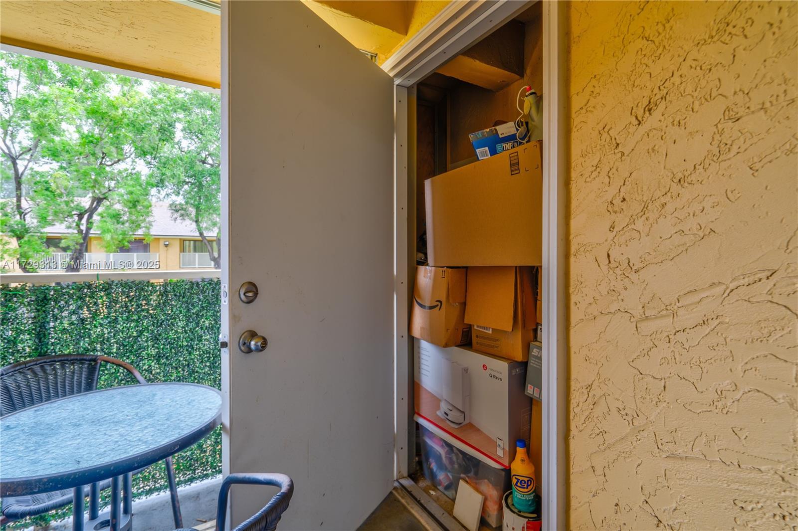 MISTY LAKE CONDO - Residential