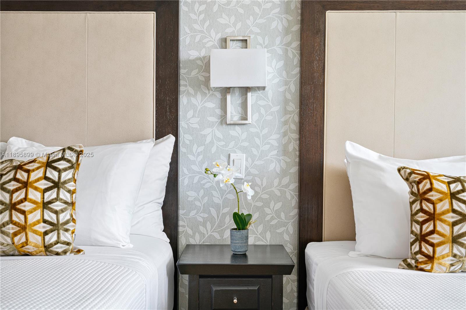 MUTINY PARK CONDO - Residential