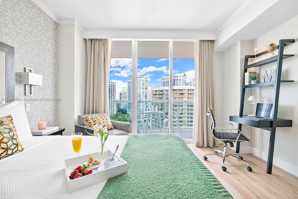 MUTINY PARK CONDO - Residential