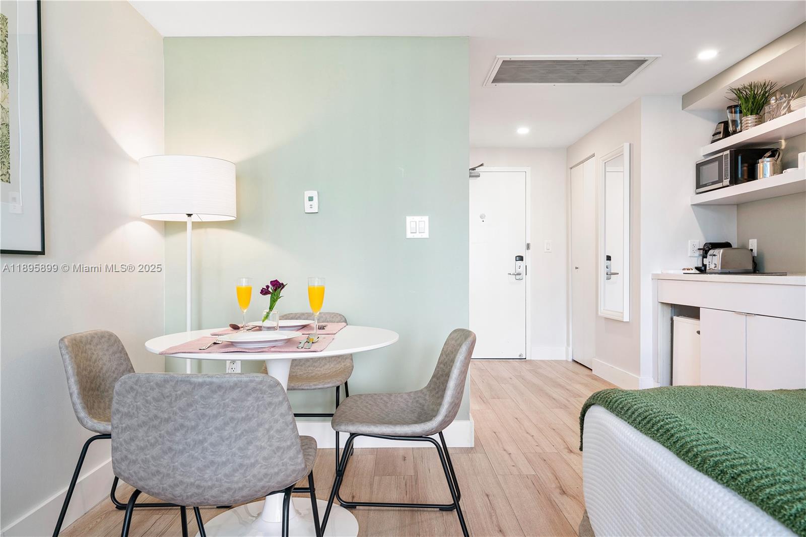 MUTINY PARK CONDO - Residential