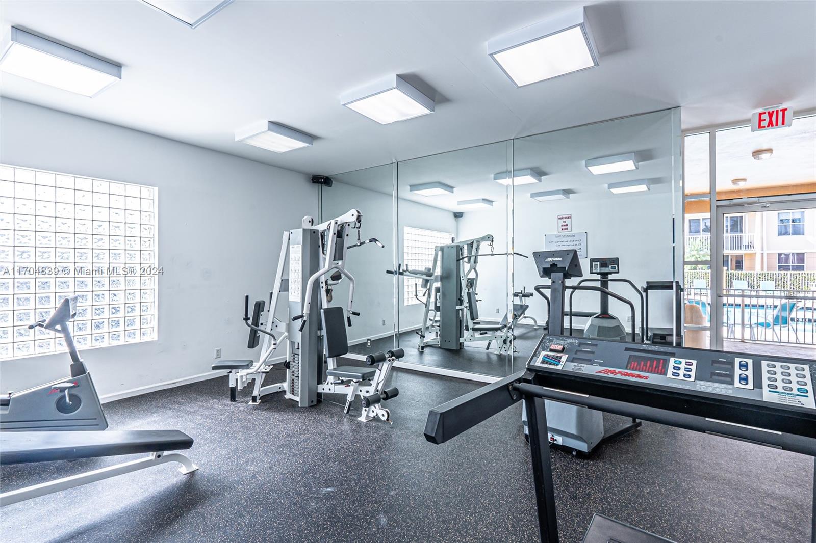 SHERIDAN EAST CONDO BLDG - Residential
