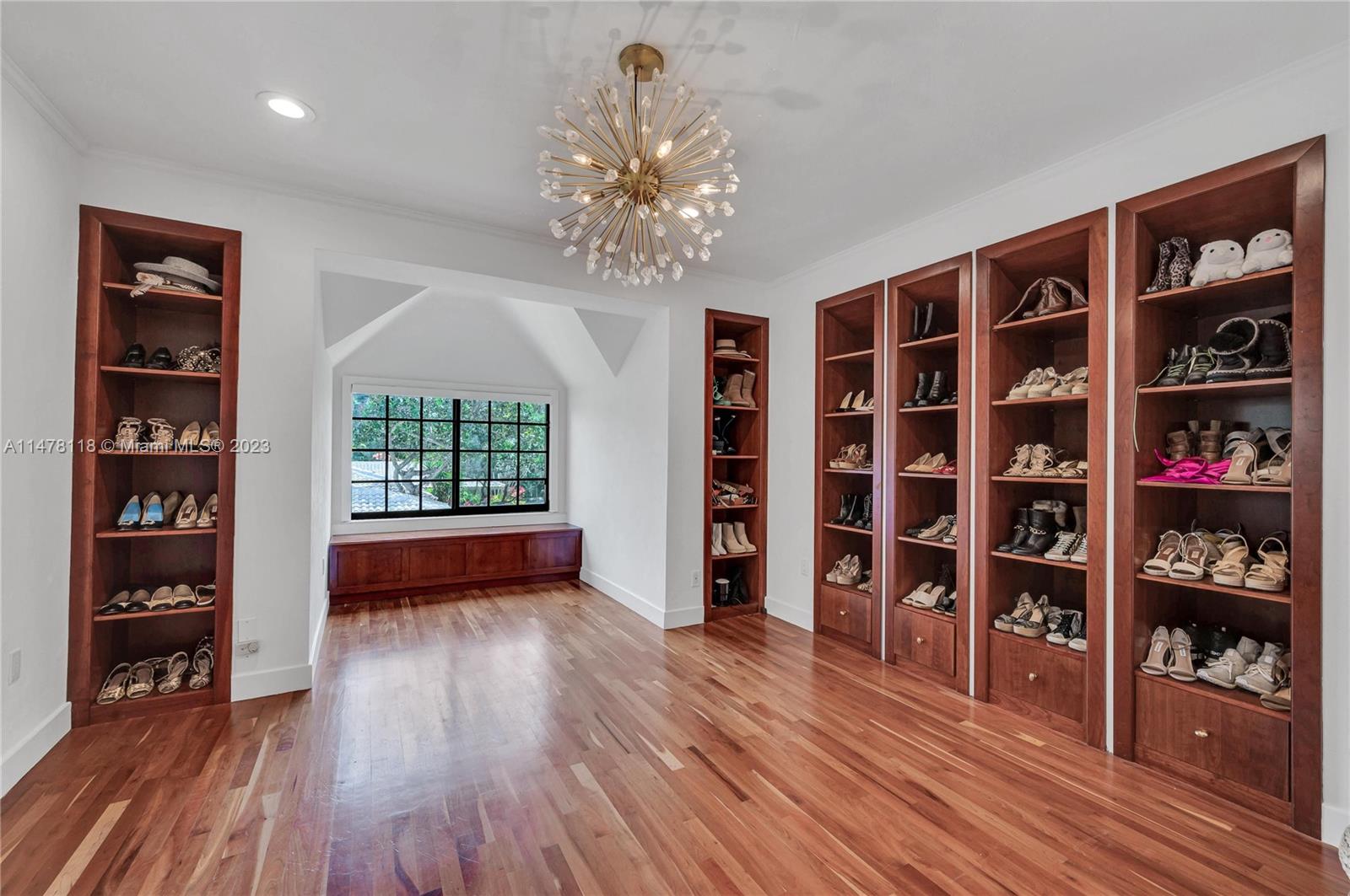 PINE BAY ESTATES SEC NO 2 - Residential