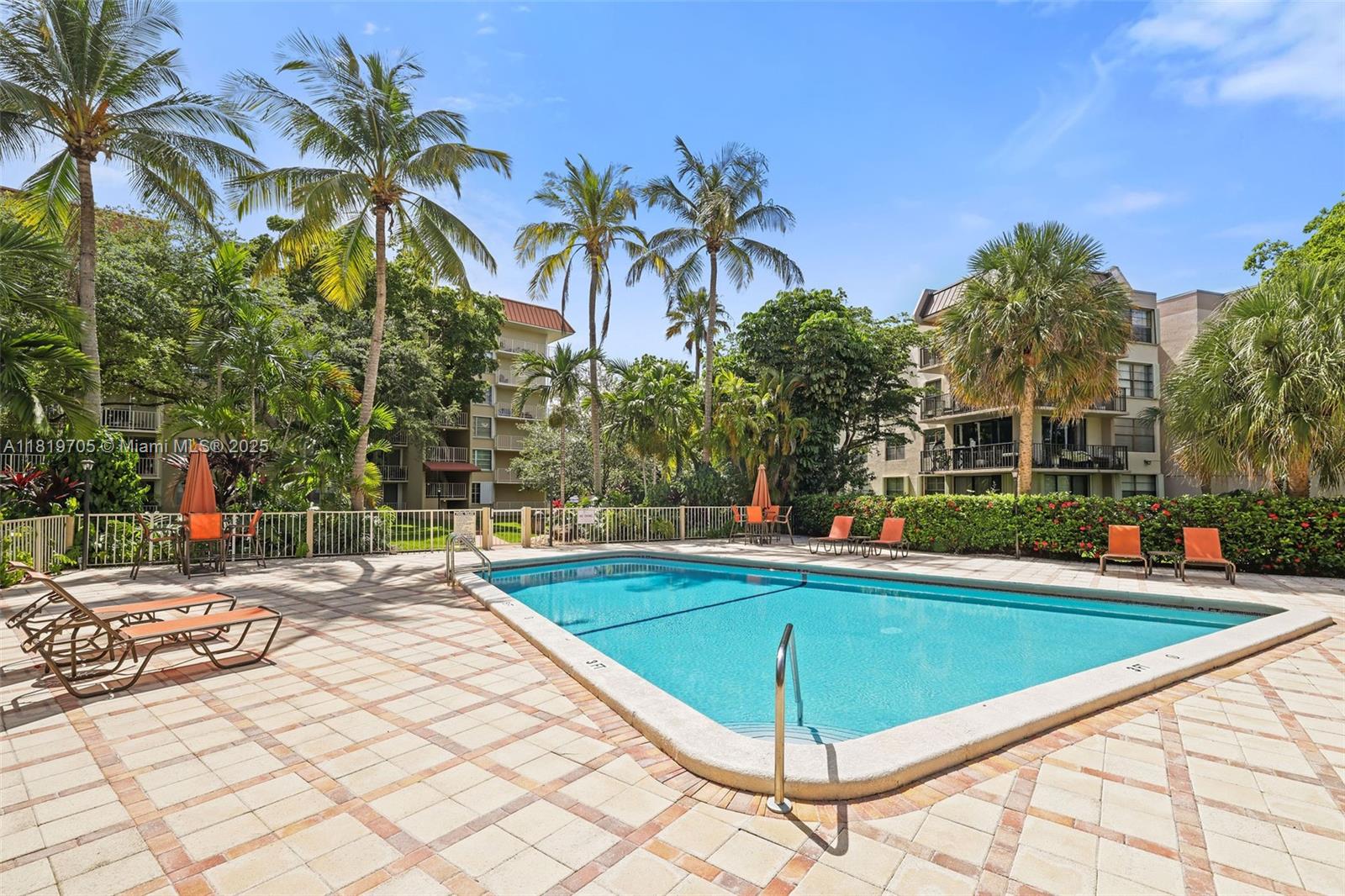 13120 Sw 92nd Ave B-103, Miami, Broward County, Florida - 1 Bedrooms  
1 Bathrooms - 