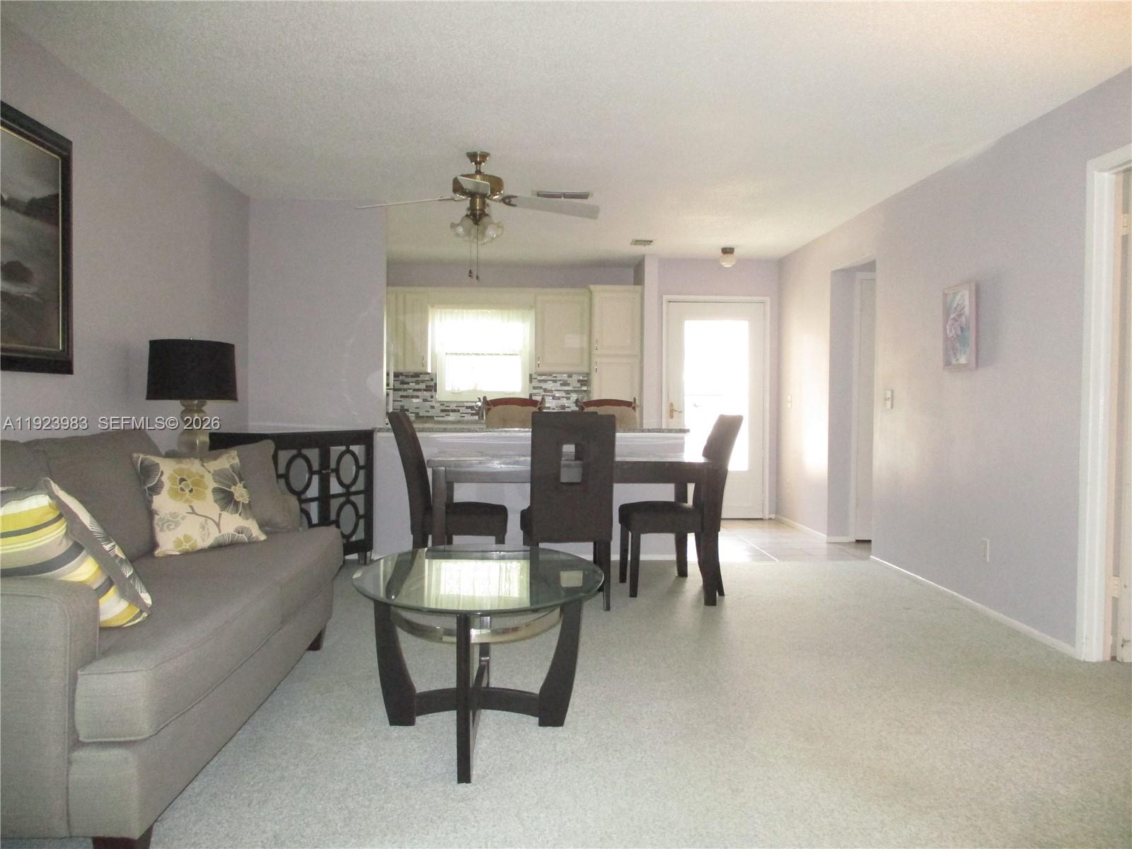 TWIN LAKES SOUTH & TOWN V - Residential