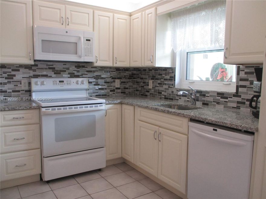 VILLA 2/2 UPDATED KITCHEN WITH CREAM COLORED CABINETS, GRANITE COUNTER TOPS AND WHITE APPLIANCES. OPEN CONCEPT LIVING/DINING & KITCHEN, LARGE SCREENED PATIO WITH PULL DOWN SHUTTERS, A/C 2023, WATER HEATER 2018.  TWIN LAKES IS AN ACTIVE 55+ PET FRIENDLY COMMUNITY WITH A CALENDAR OF MONTHLY EVENTS.  AMENITIES INCLUDE TENNIS/PICKLE BALL COURTS, A HEATED POOL & PICNIC AREA, RECREATION ROOM, INCLUDING EXERCISE ROOM.   GREAT RESTAURANTS AND CLOSE TO DOWNTOWN STUART. TWO BEACHES WITHIN 10 MILES, ONE IN HOBE SOUND & OTHER IN STUART, 5 MILES TO I-95 AND SO MUCH MORE.