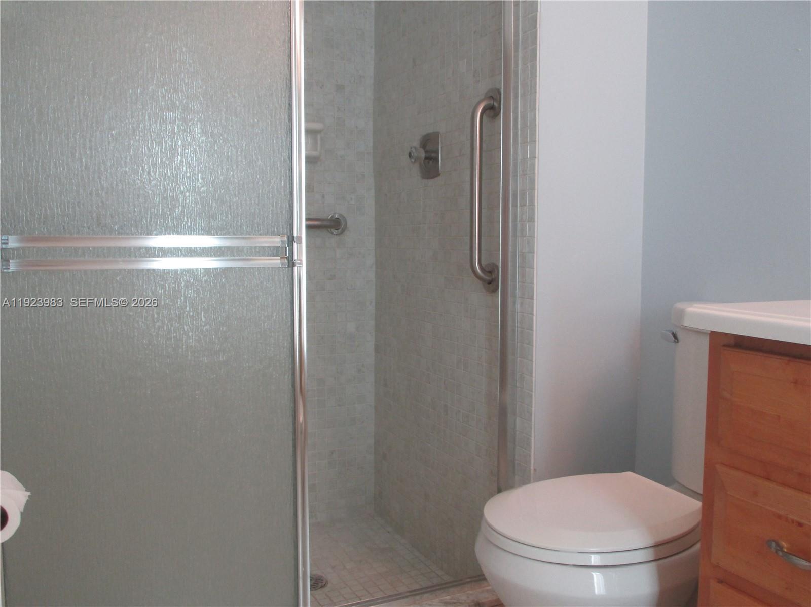 TWIN LAKES SOUTH & TOWN V - Residential