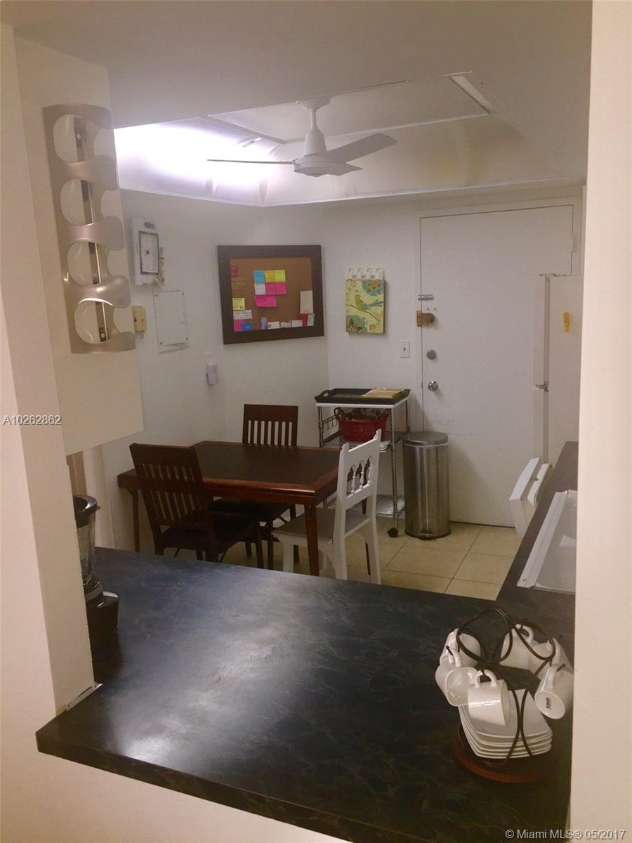 BUCKLEY TOWERS CONDO - EA - Residential Lease