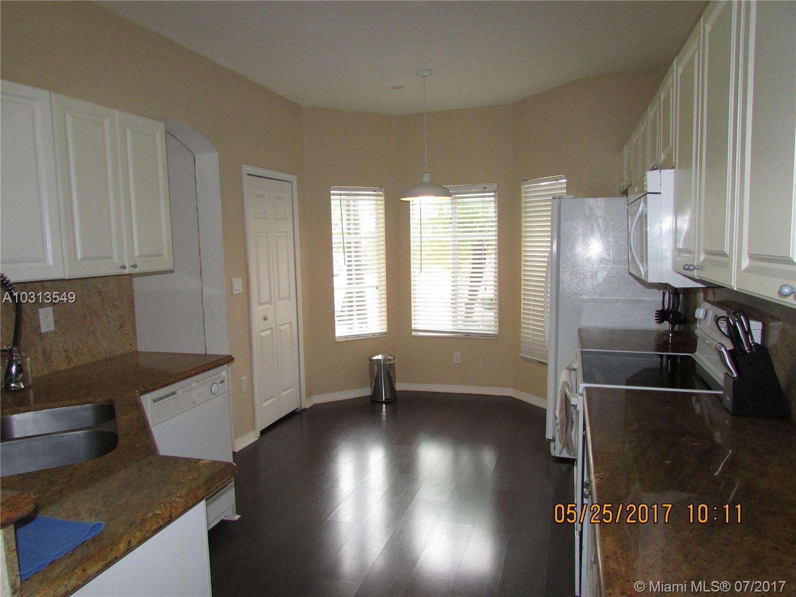 LEEWARD AT ISLANDS AT DOR - Residential Lease