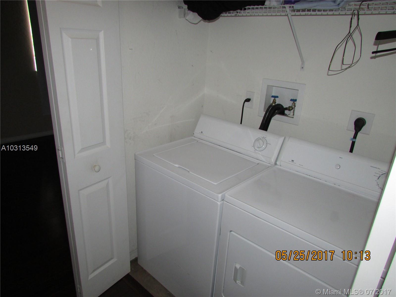 LEEWARD AT ISLANDS AT DOR - Residential Lease