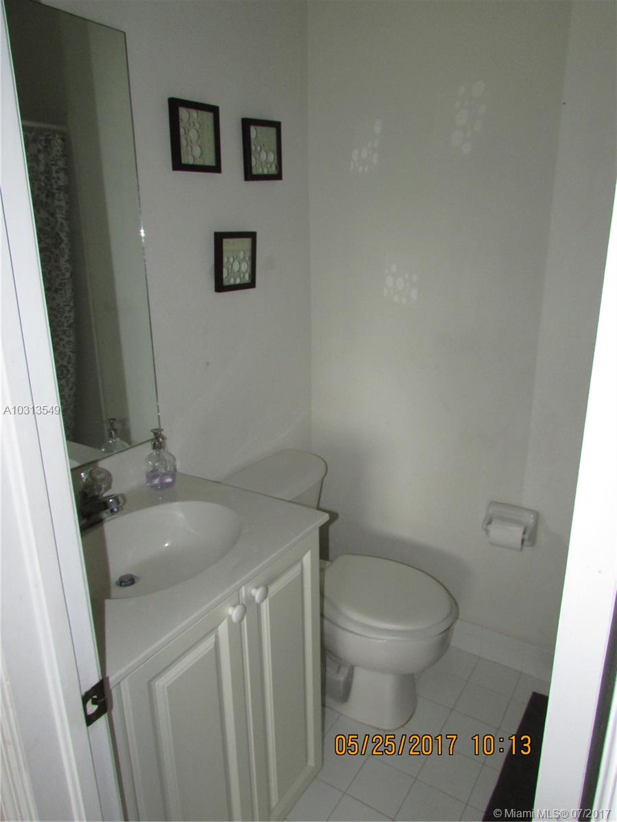 LEEWARD AT ISLANDS AT DOR - Residential Lease