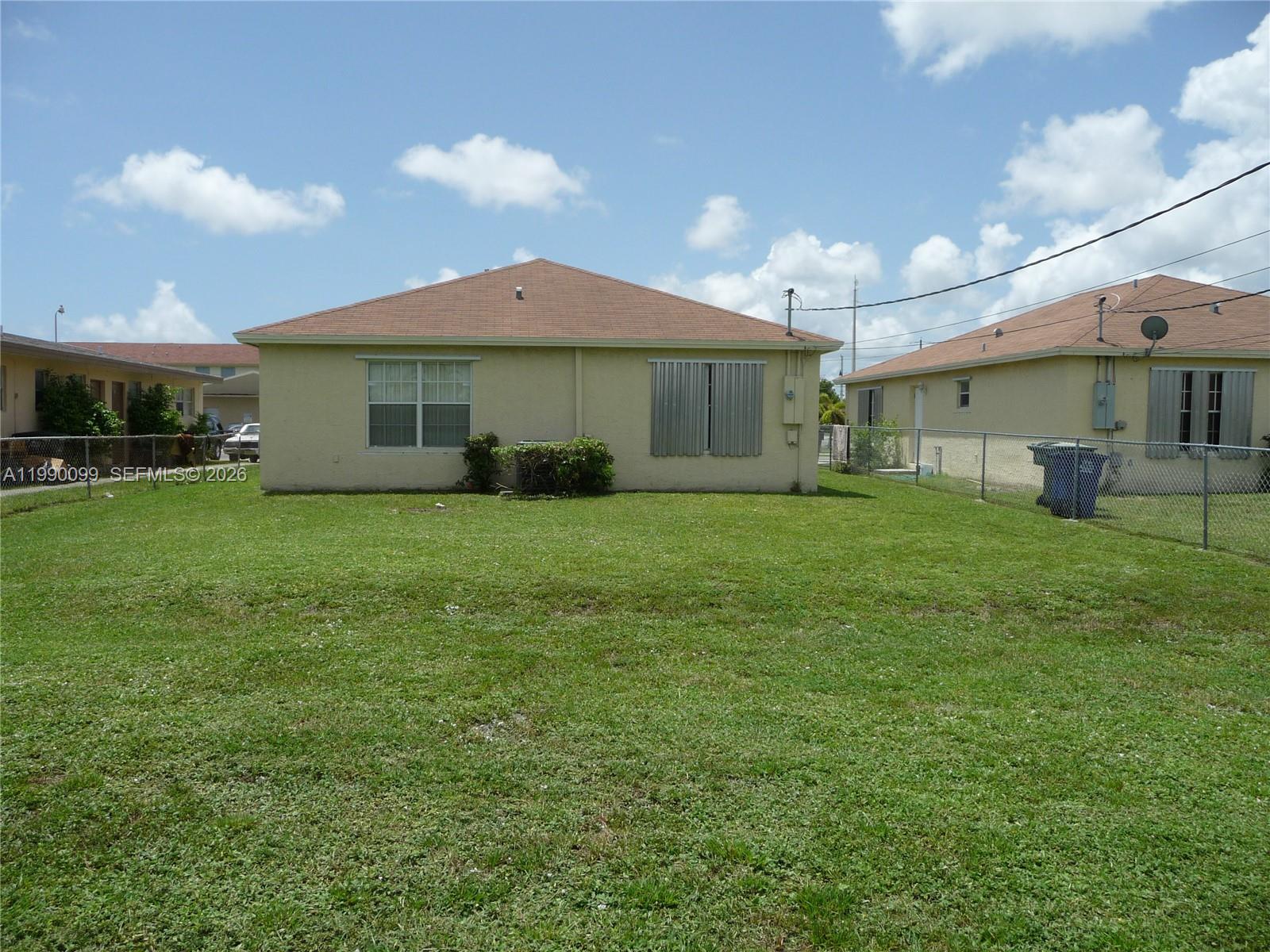 841 NW 10th Street 0