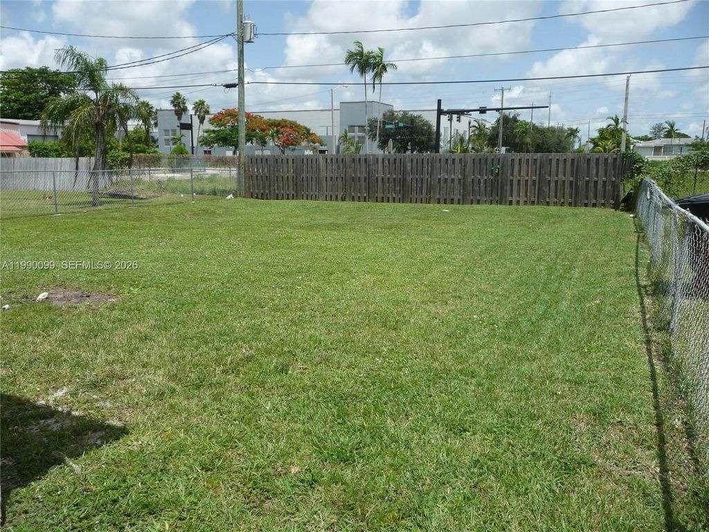 Photo of 841 NW 10th Street #0, Hallandale Beach, FL 33009 (MLS # A11990099)