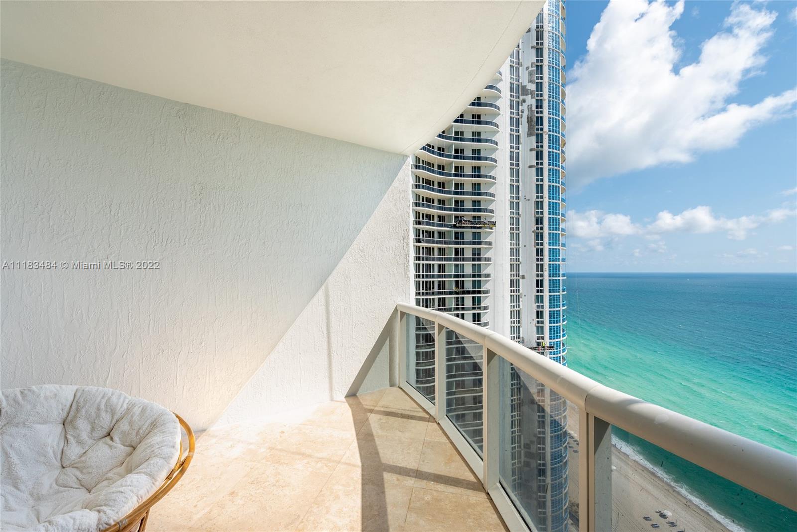TDR TOWER III CONDO - Residential