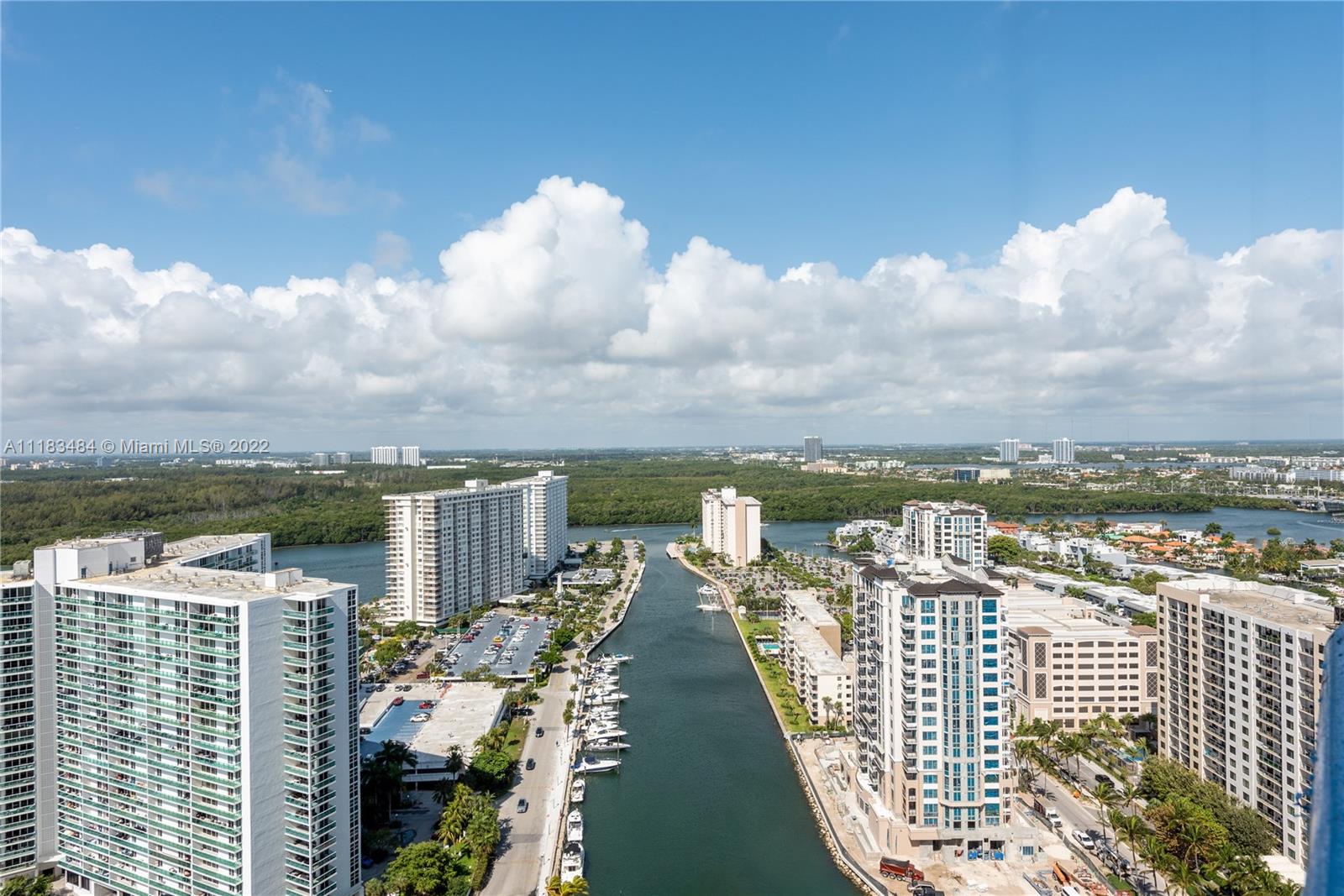 TDR TOWER III CONDO - Residential