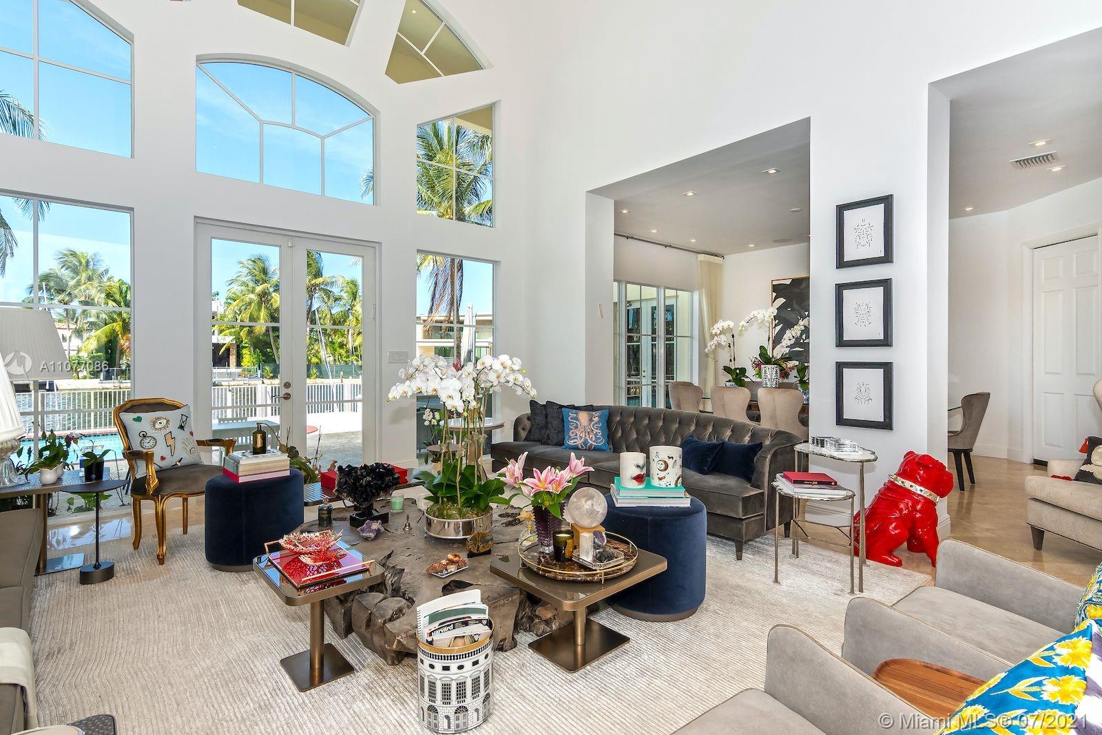 GOLDEN BEACH SEC E - Residential