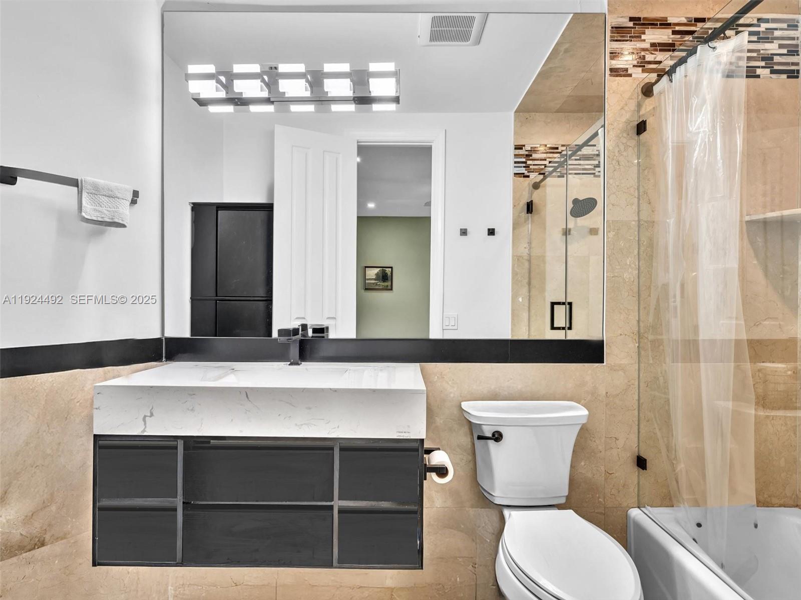 LAS ENTRADAS - Residential