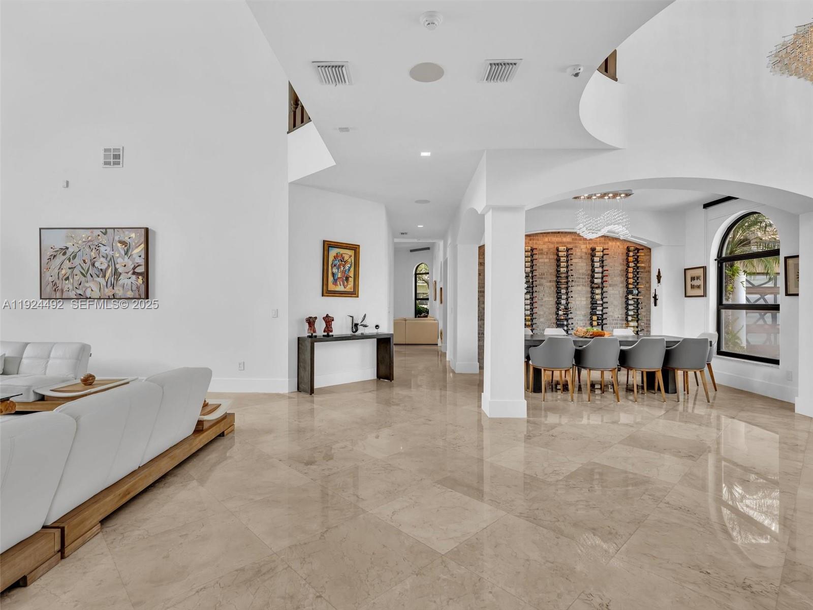 LAS ENTRADAS - Residential