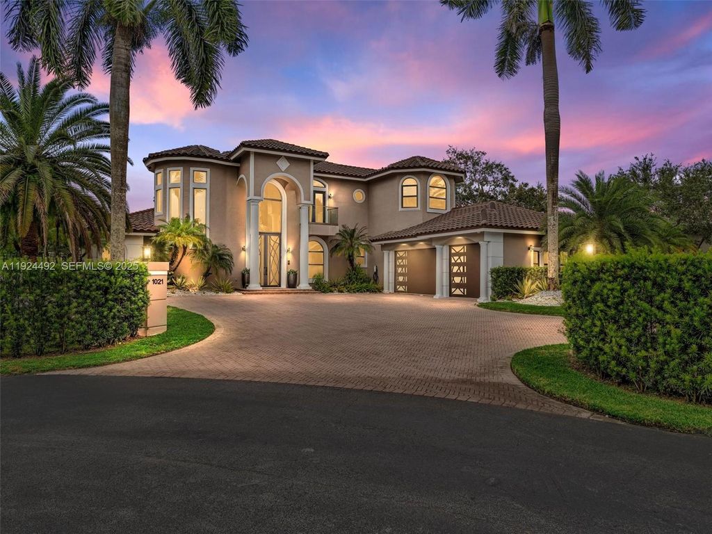 Photo of 1021 NW 115th Ave, Plantation, FL 33323 (MLS # A11924492)