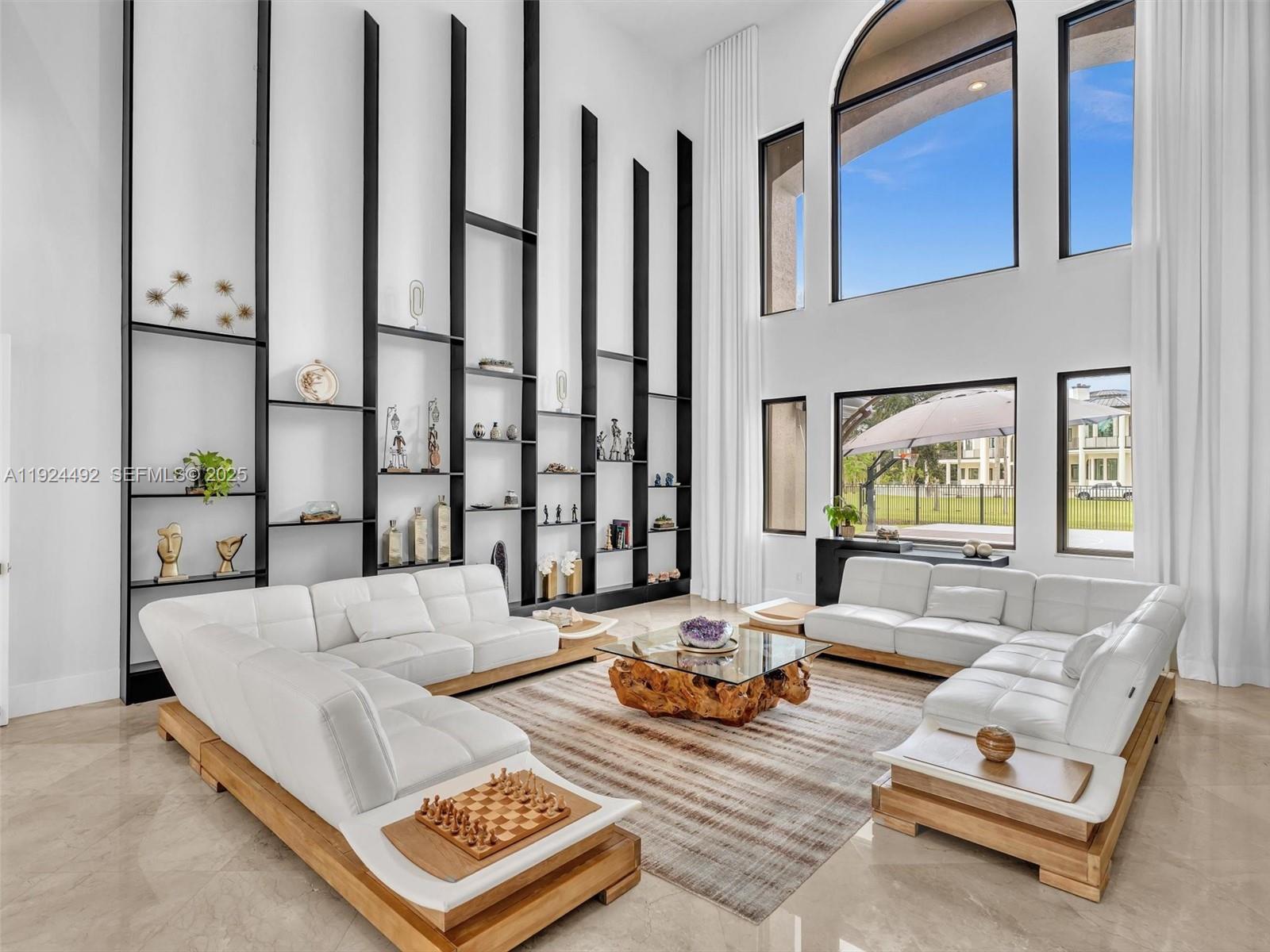 LAS ENTRADAS - Residential