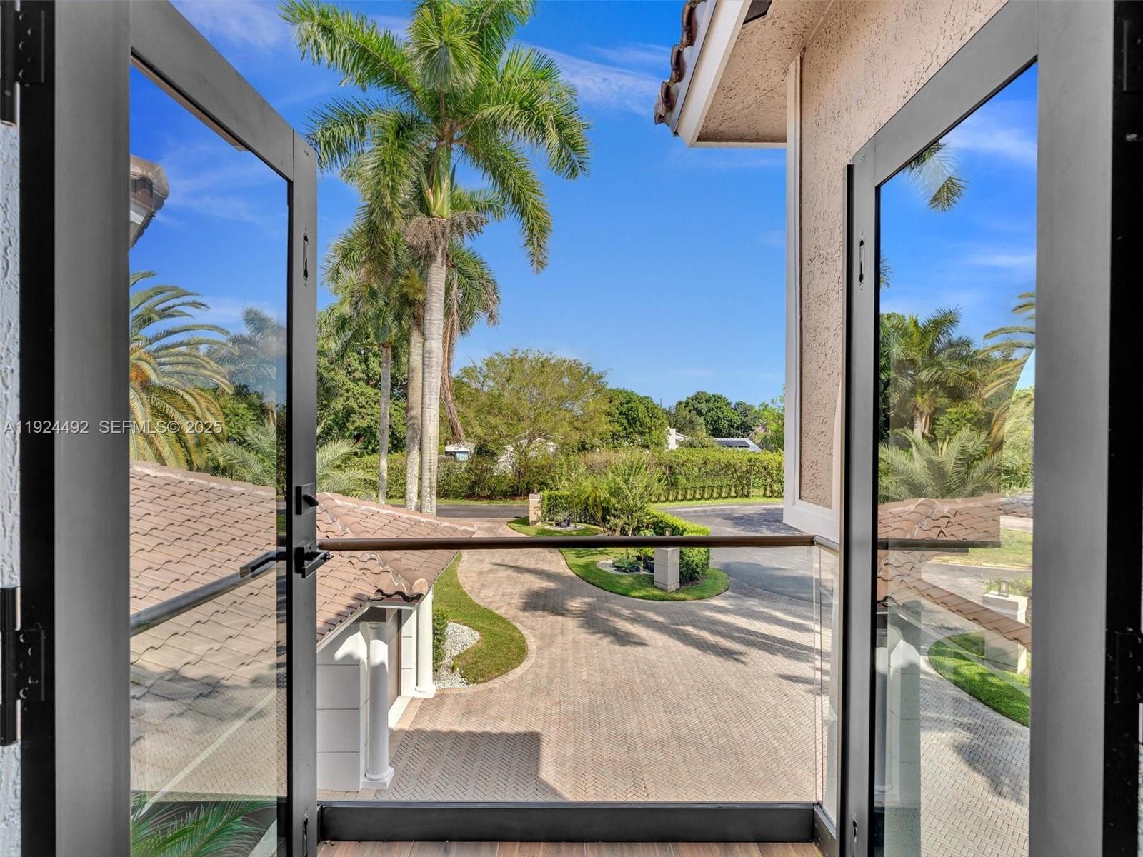 LAS ENTRADAS - Residential