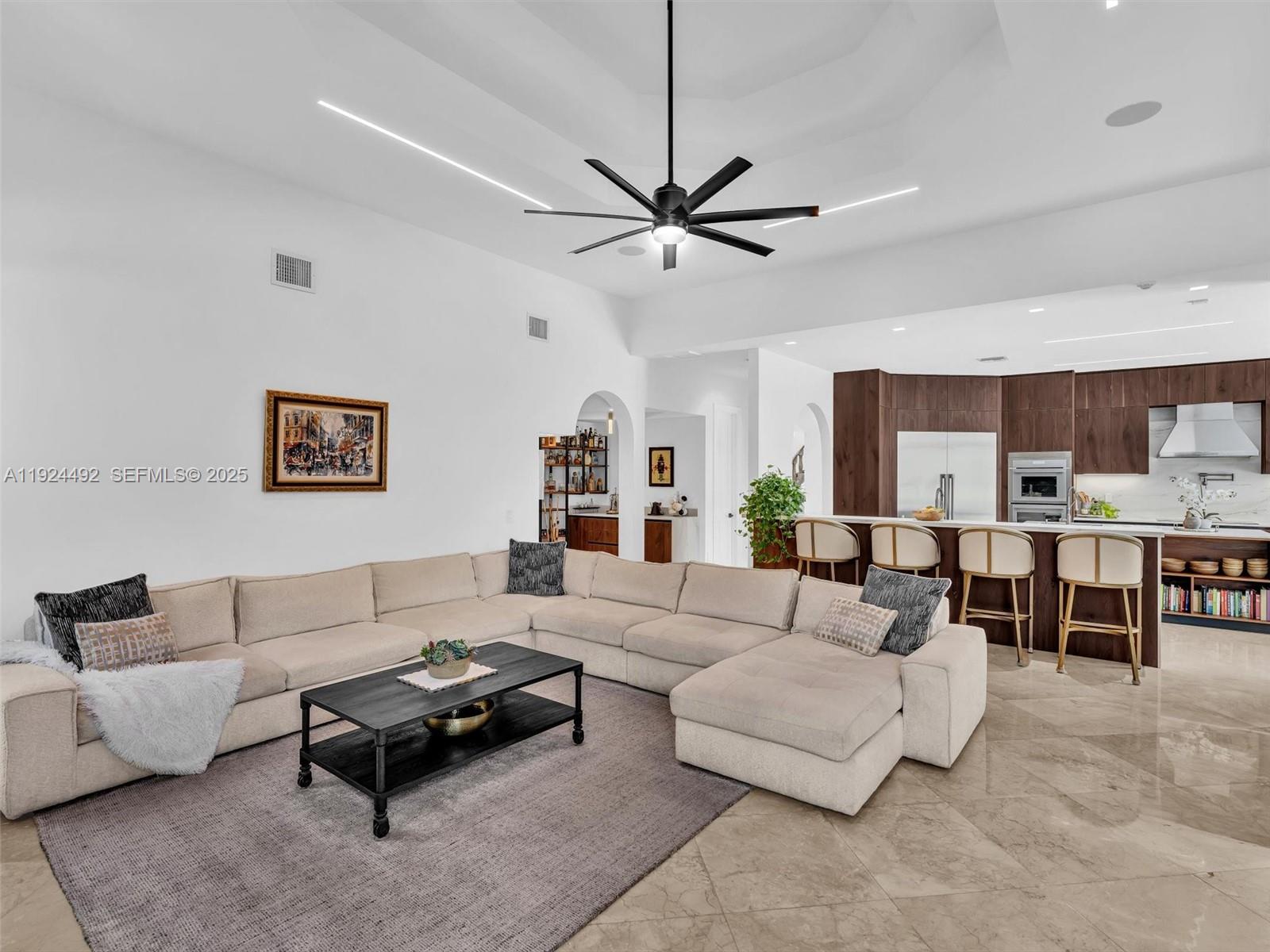 LAS ENTRADAS - Residential