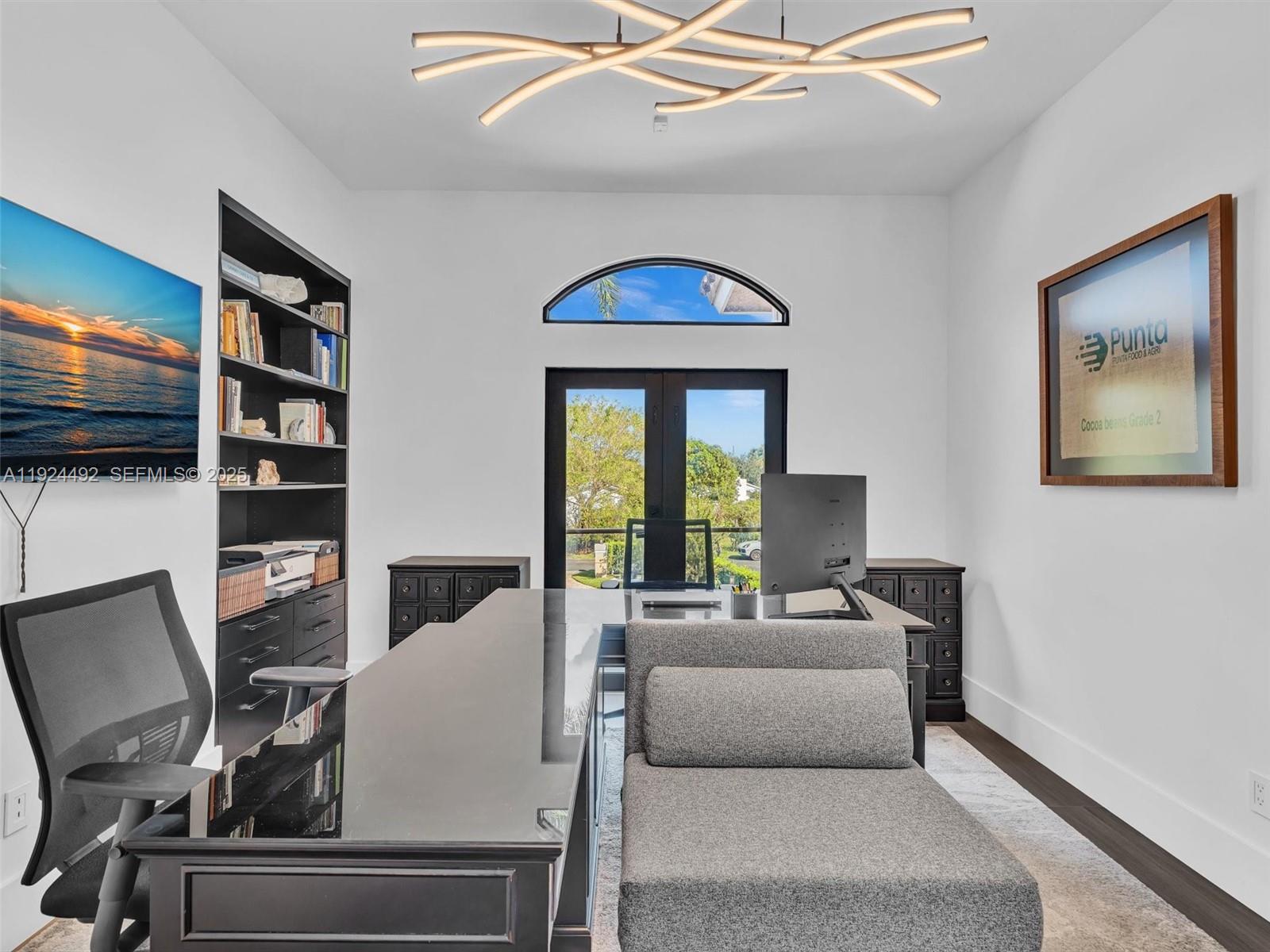 LAS ENTRADAS - Residential