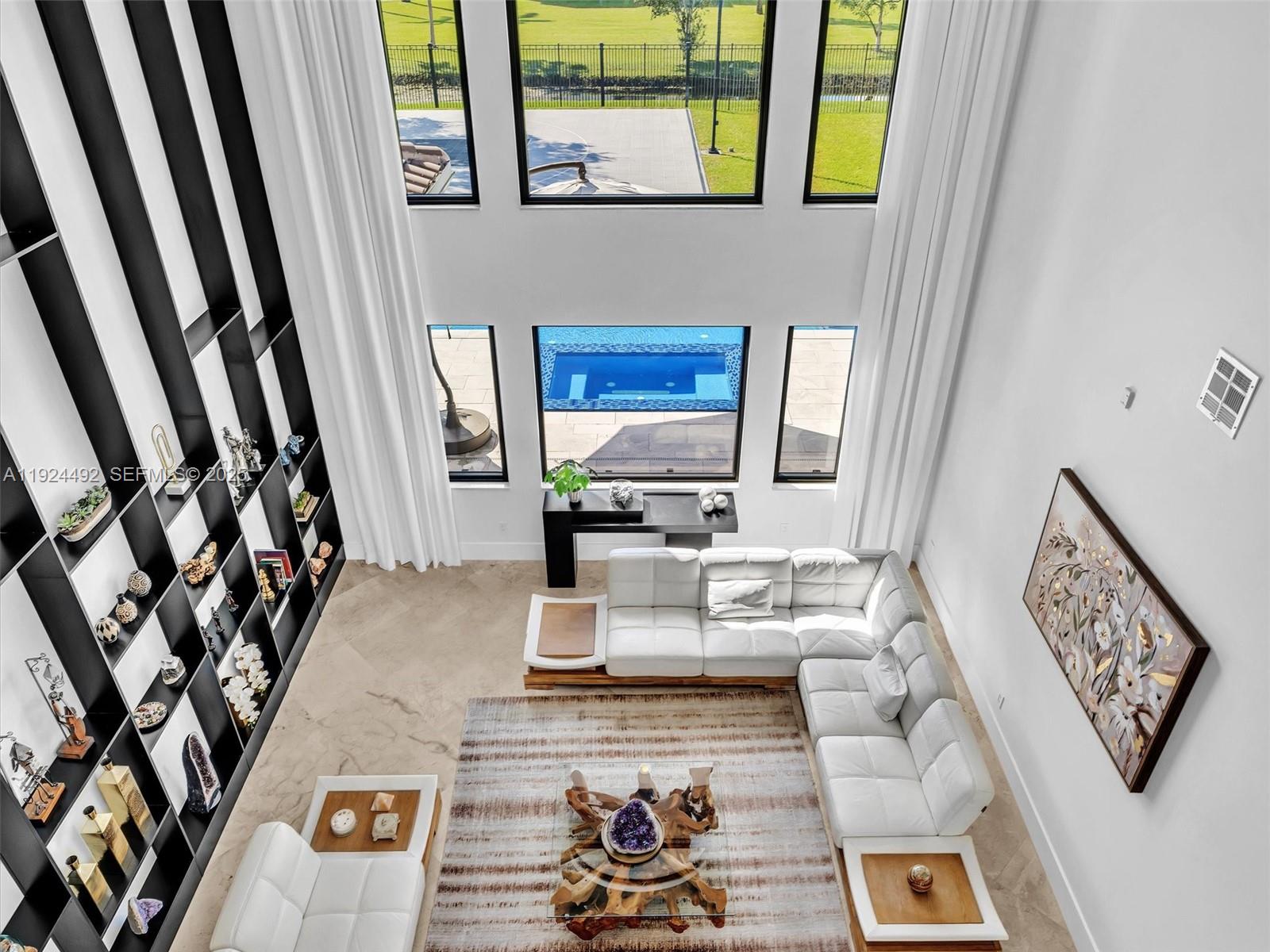 LAS ENTRADAS - Residential