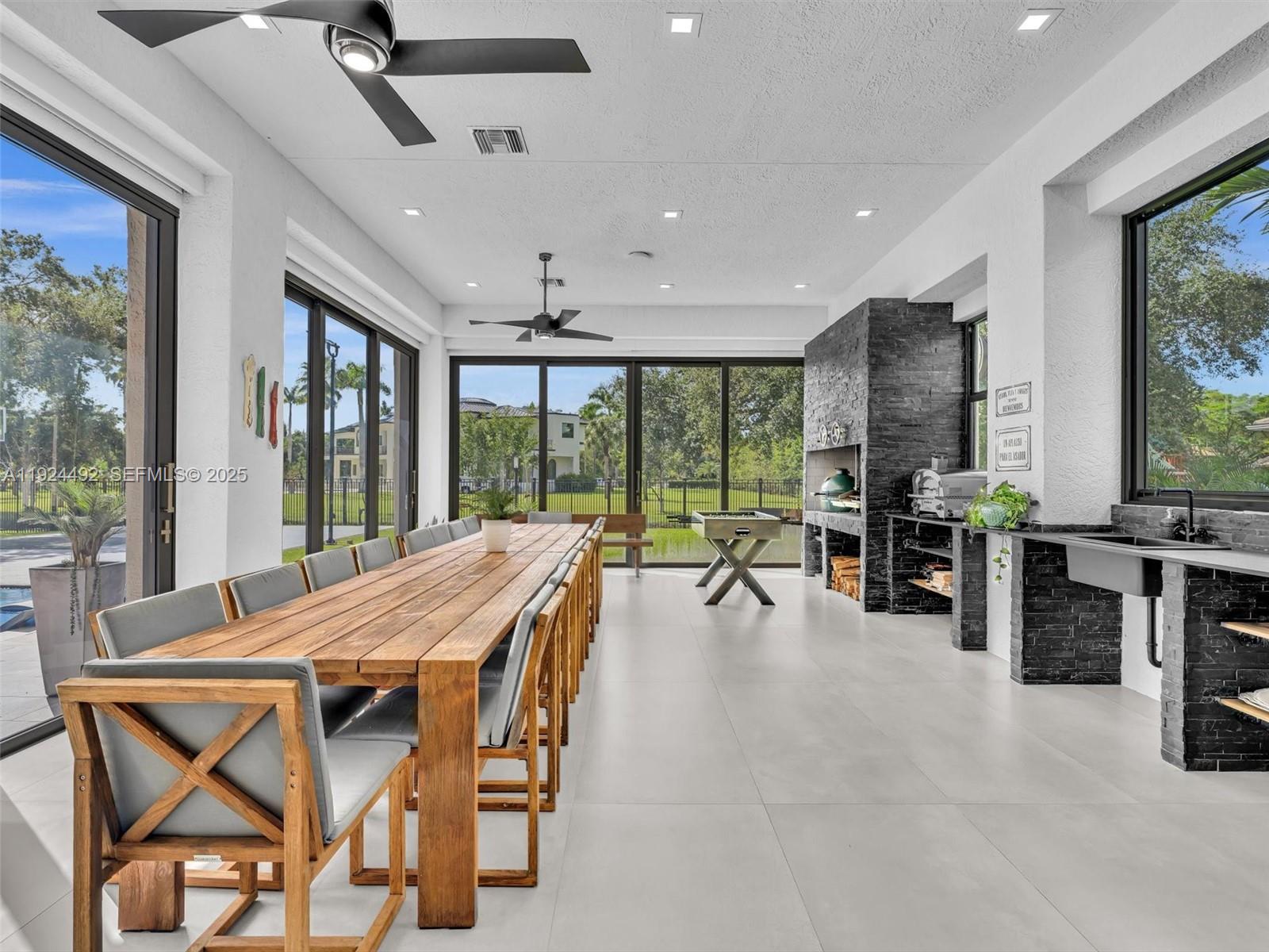 LAS ENTRADAS - Residential