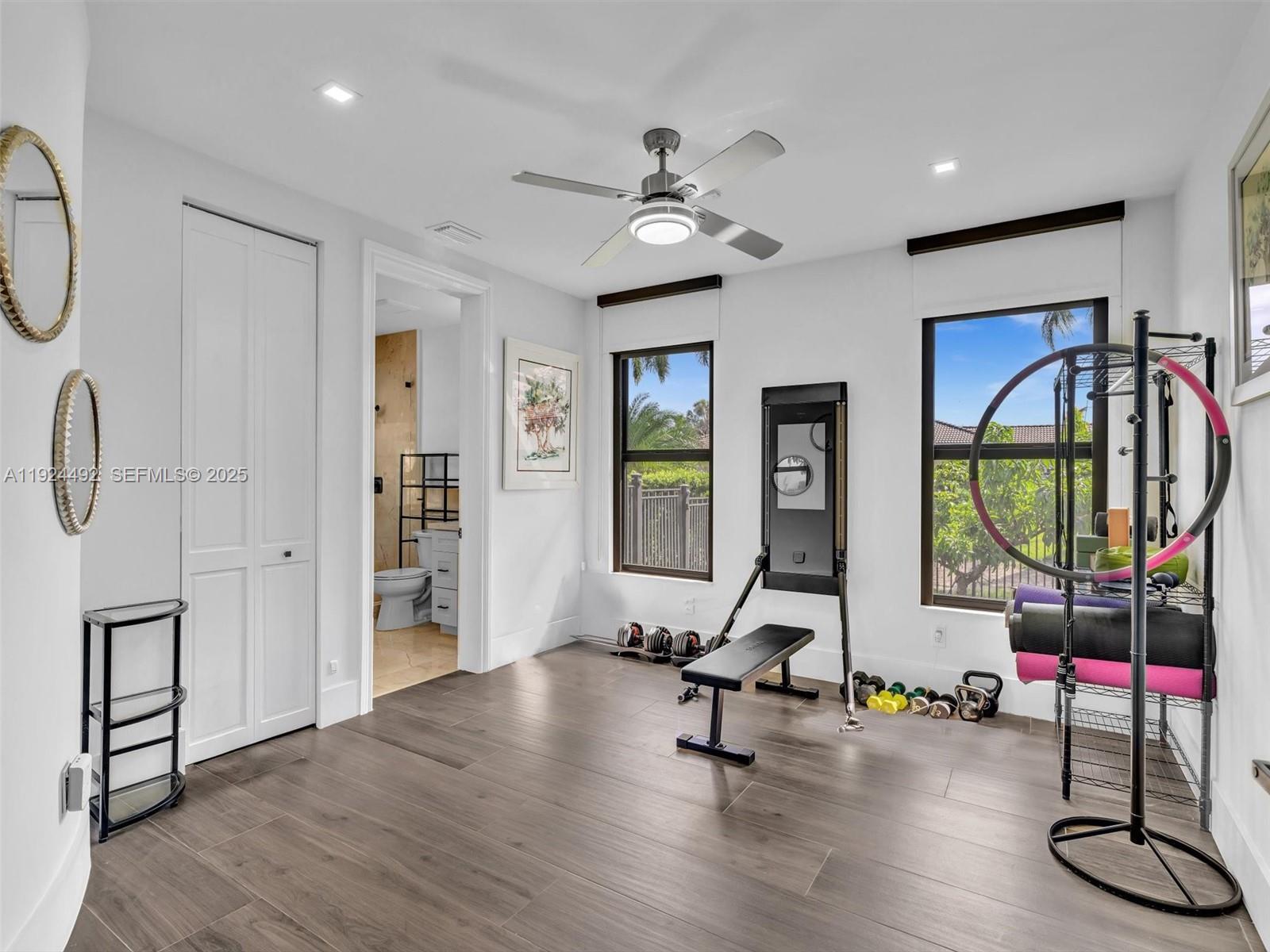 LAS ENTRADAS - Residential