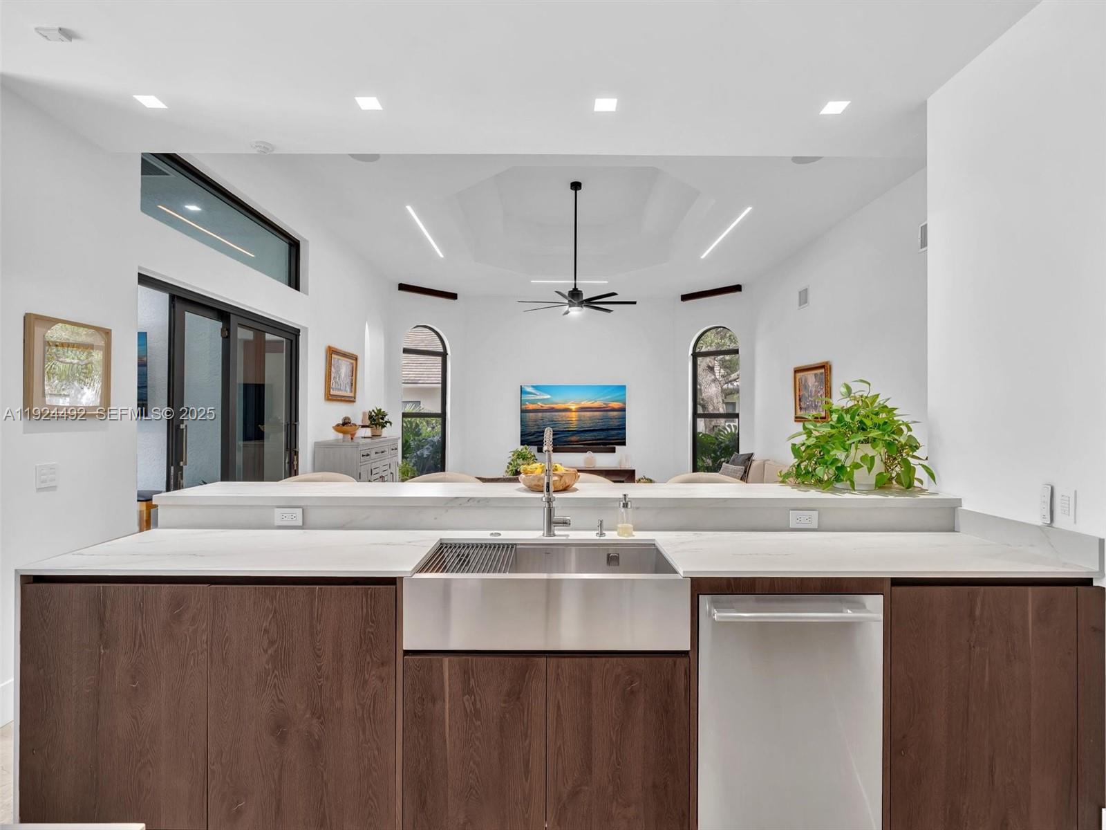 LAS ENTRADAS - Residential