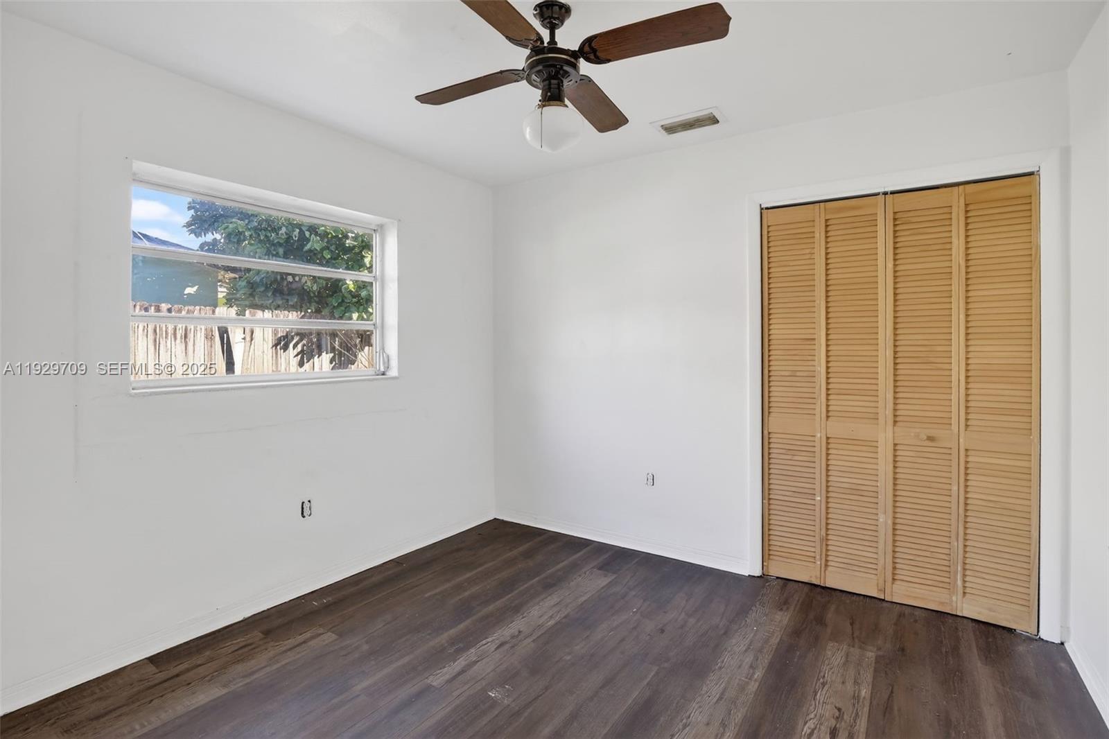 DRIFTWOOD PLAZA - Residential