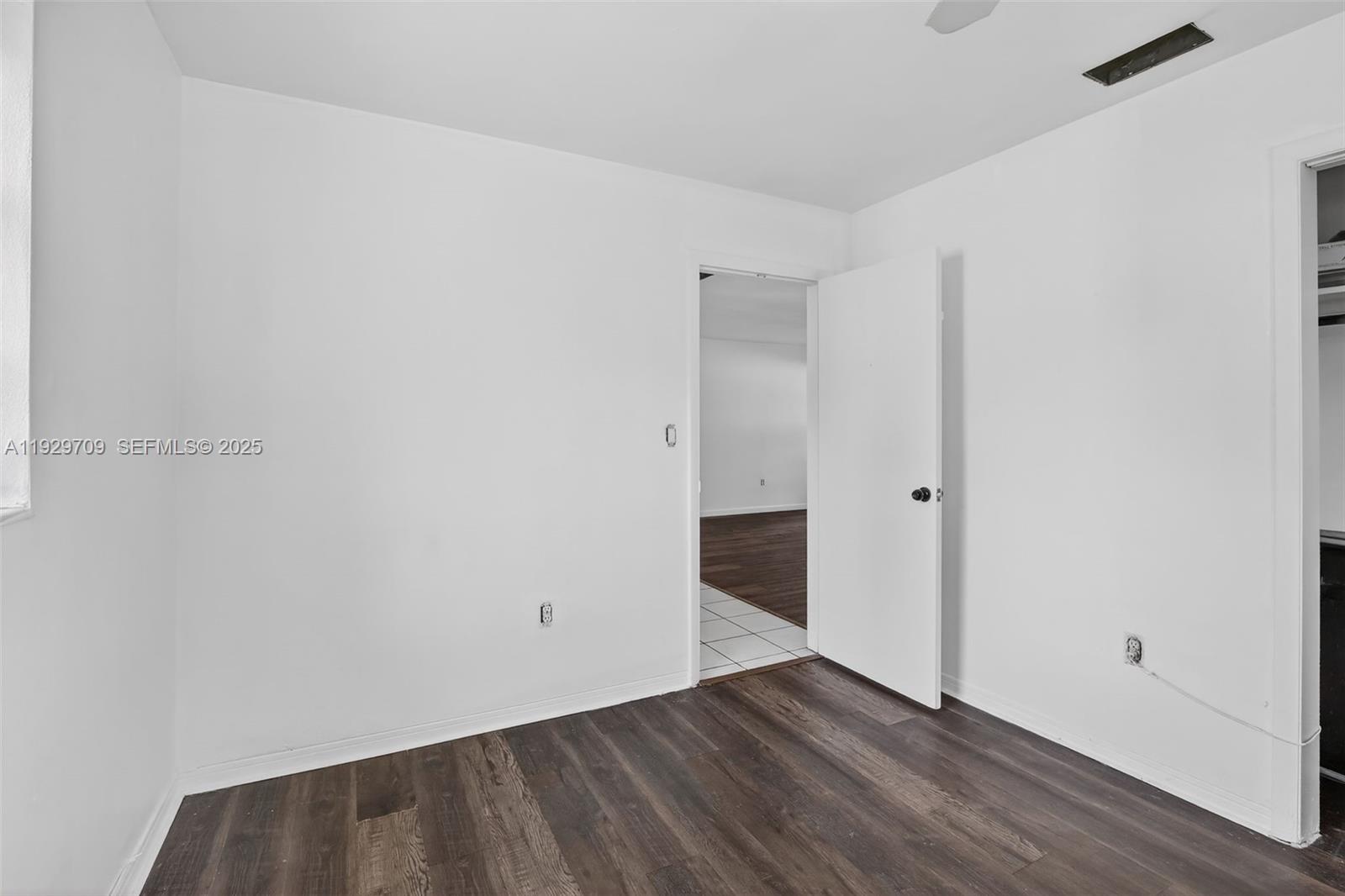 DRIFTWOOD PLAZA - Residential