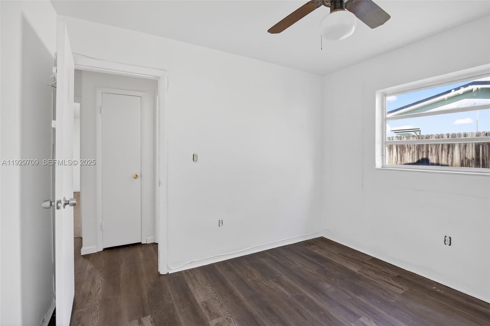 DRIFTWOOD PLAZA - Residential