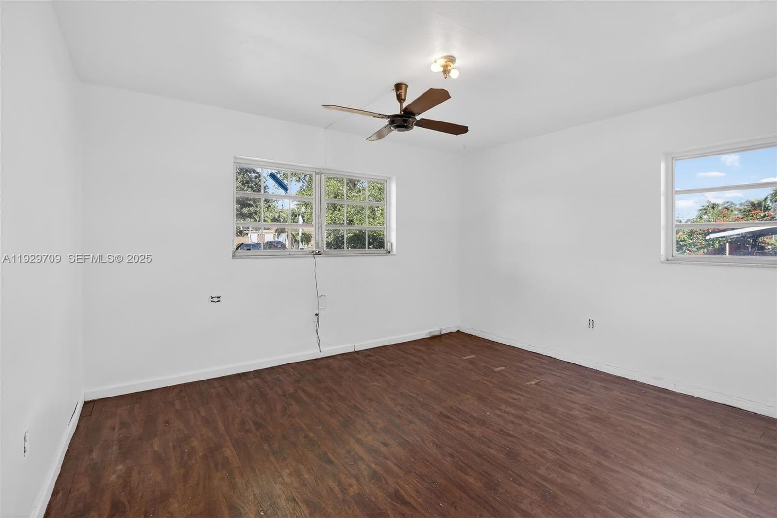 DRIFTWOOD PLAZA - Residential