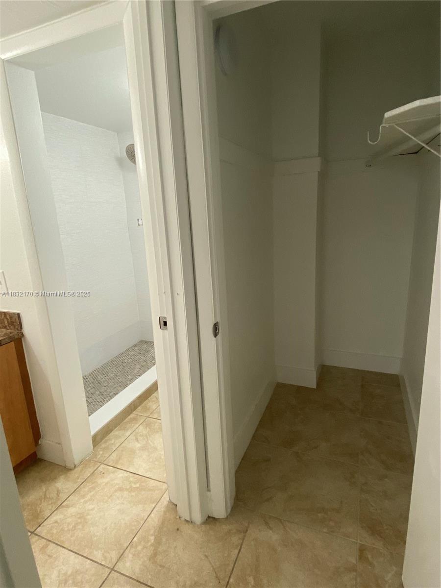 6250 Bird Road B3