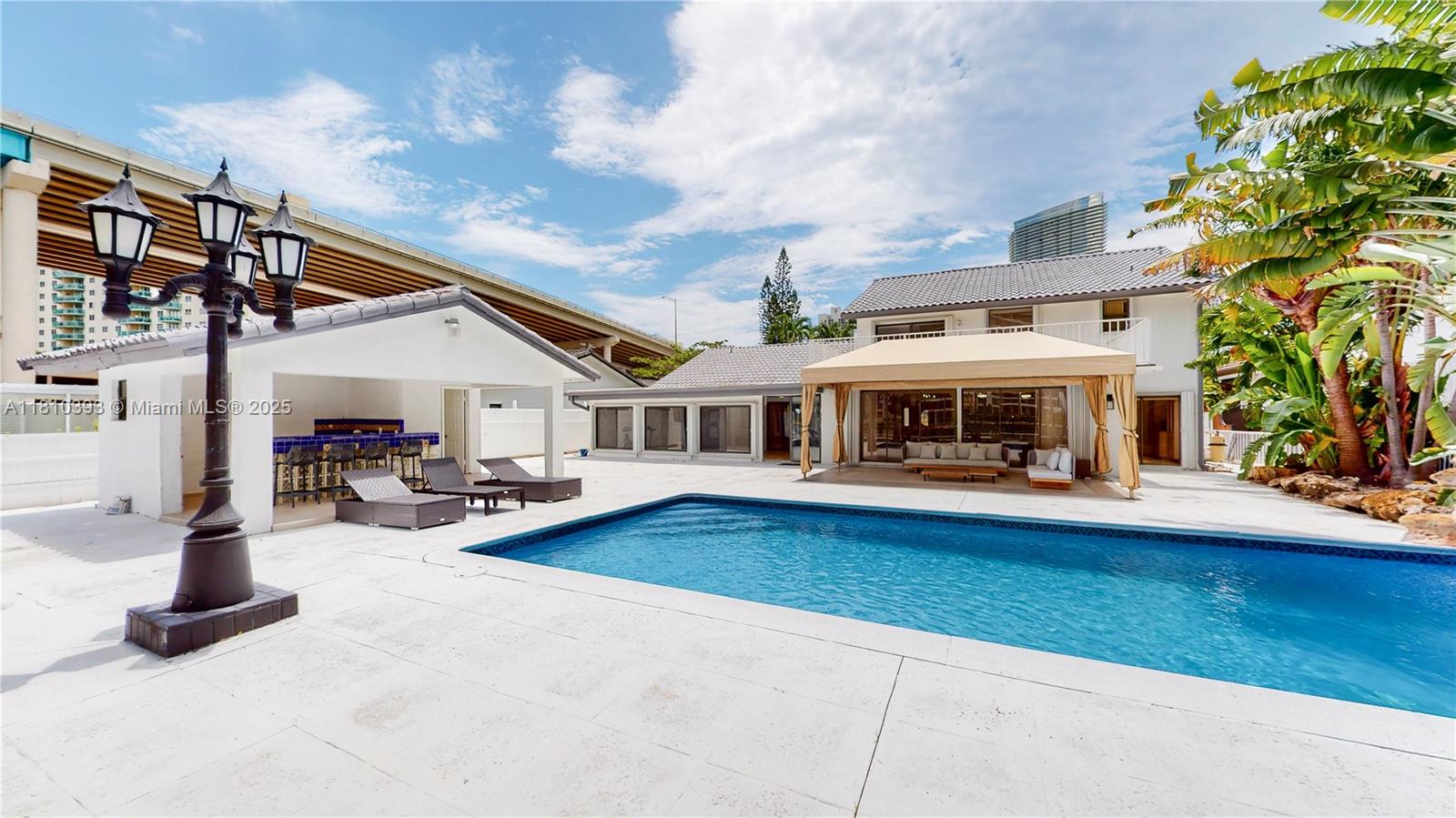 GOLDEN SHORES OCEAN BLVD - Residential